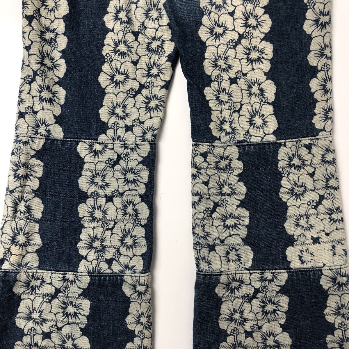 Hysteric Glamour 90s Hysteric Hibiscus Floral Patern Denim Pants Size US 29 - 4 Thumbnail