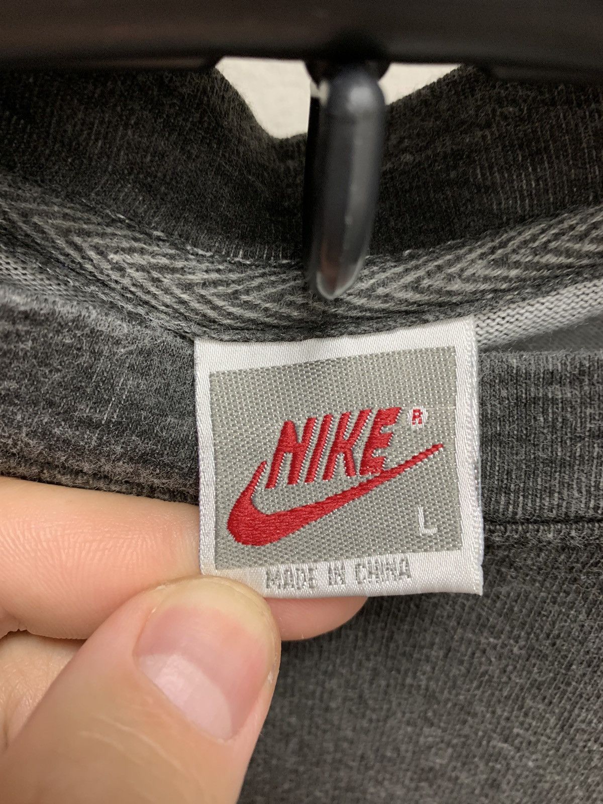 Nike Nike town vintage 1990 t-shirt red tags made in Usa L sz Size US L / EU 52-54 / 3 - 7 Thumbnail