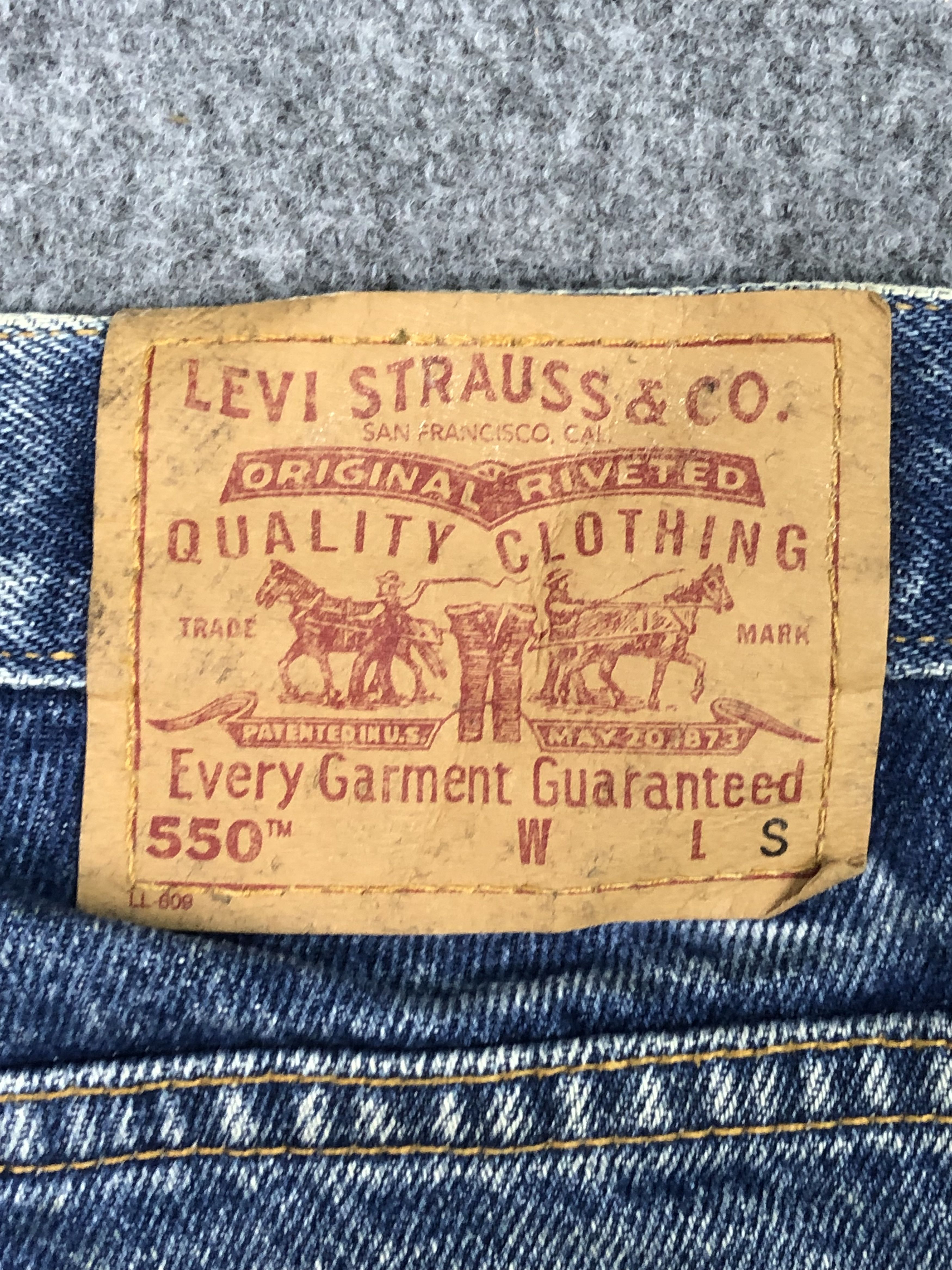 Levi's × Vintage Vintage Levis 550 Relaxed Fit Blue Denim DP0331 Size US 33 - 5 Thumbnail