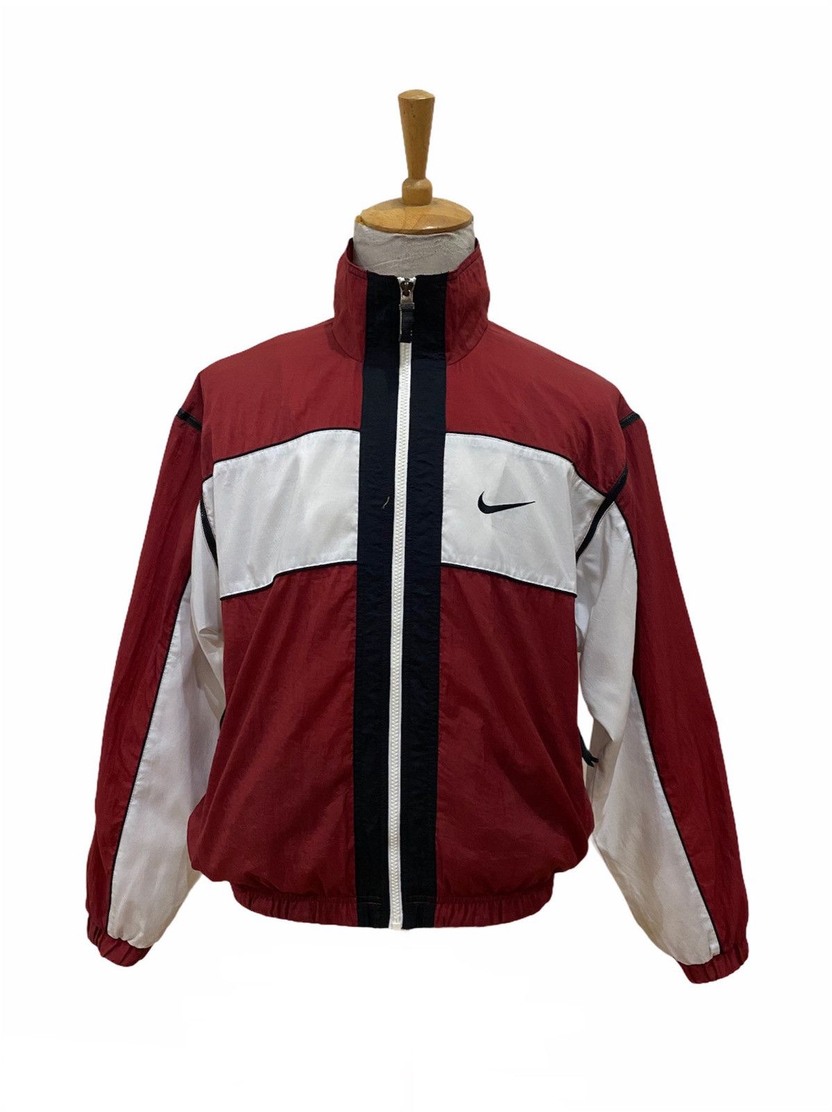 Nike × Vintage GK49 VINTAGE NIKE SPORWEAR EMBROIDED LOGO Size US M / EU 48-50 / 2 - 1 Thumbnail
