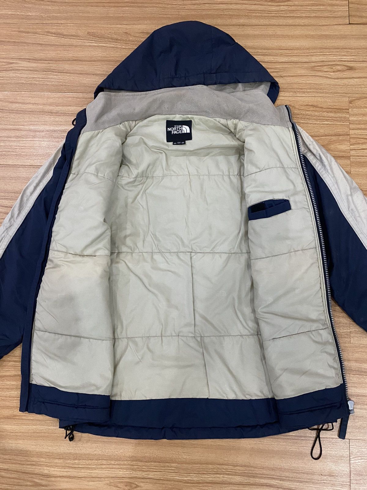 The North Face THE NORTH FACE SPORTWEAR LIGHT JACKET Size US L / EU 52-54 / 3 - 6 Thumbnail
