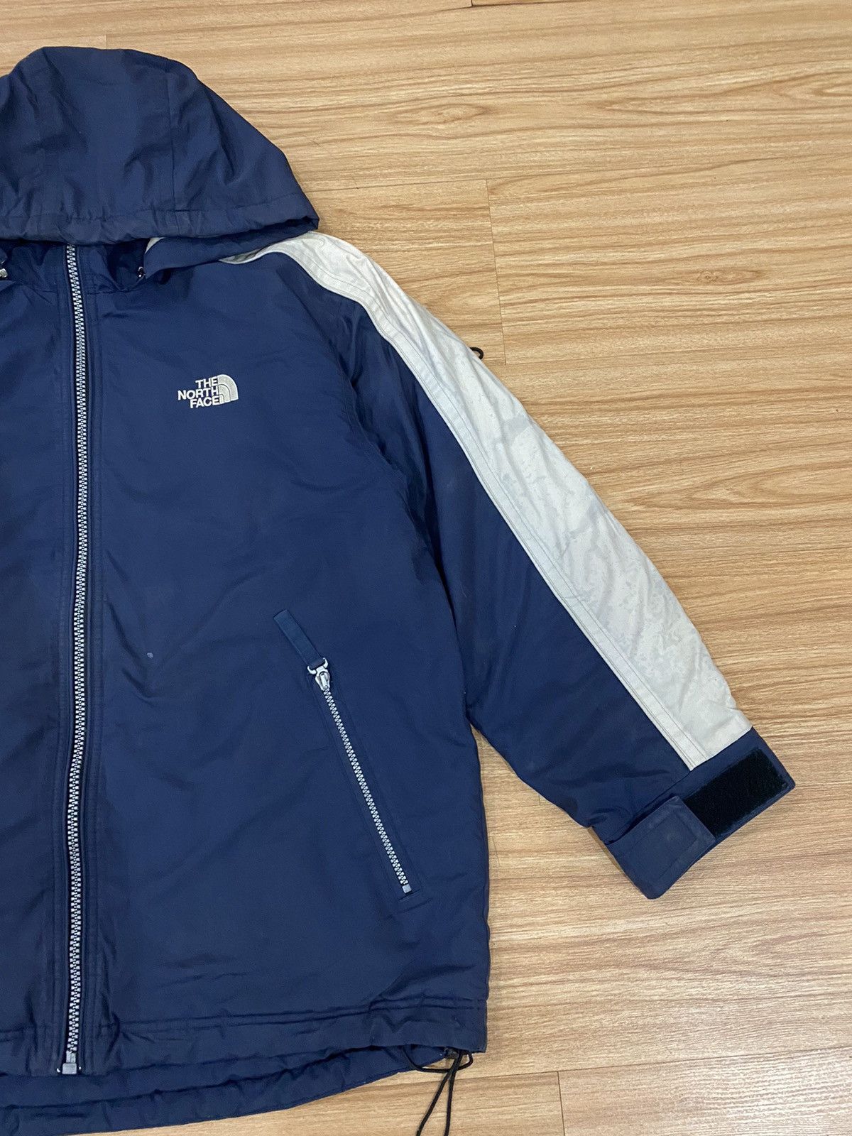 The North Face THE NORTH FACE SPORTWEAR LIGHT JACKET Size US L / EU 52-54 / 3 - 3 Thumbnail