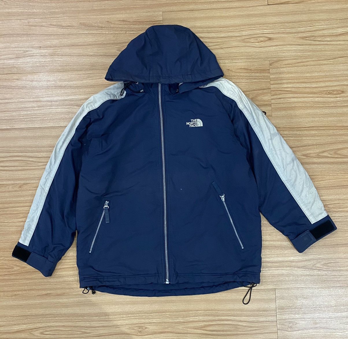 The North Face THE NORTH FACE SPORTWEAR LIGHT JACKET Size US L / EU 52-54 / 3 - 1 Thumbnail