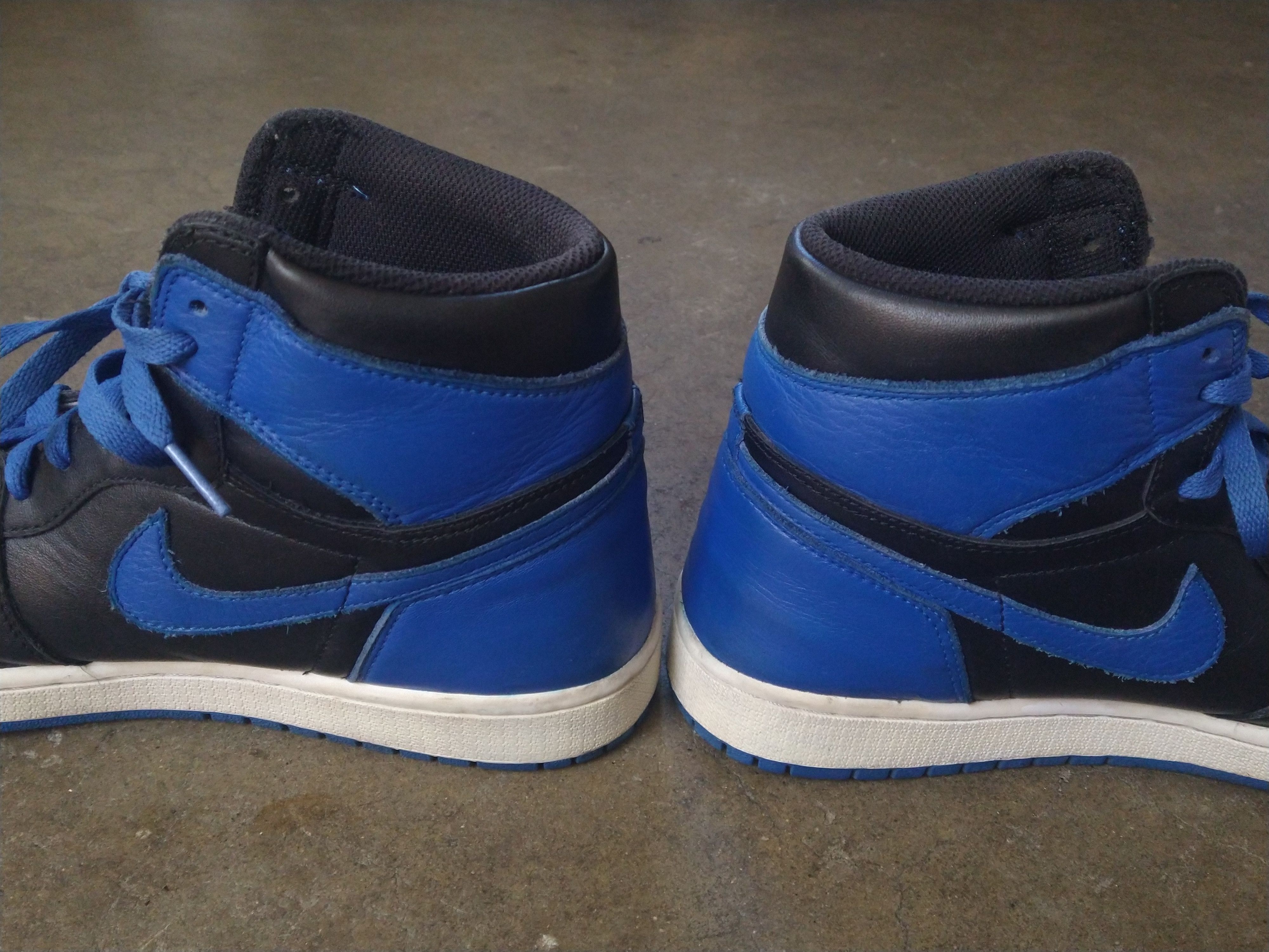 Jordan Brand Nike Air Jordan Retro 1 High OG Royals Size 10.5 555088-007 Size US 10.5 / EU 43-44 - 15 Thumbnail