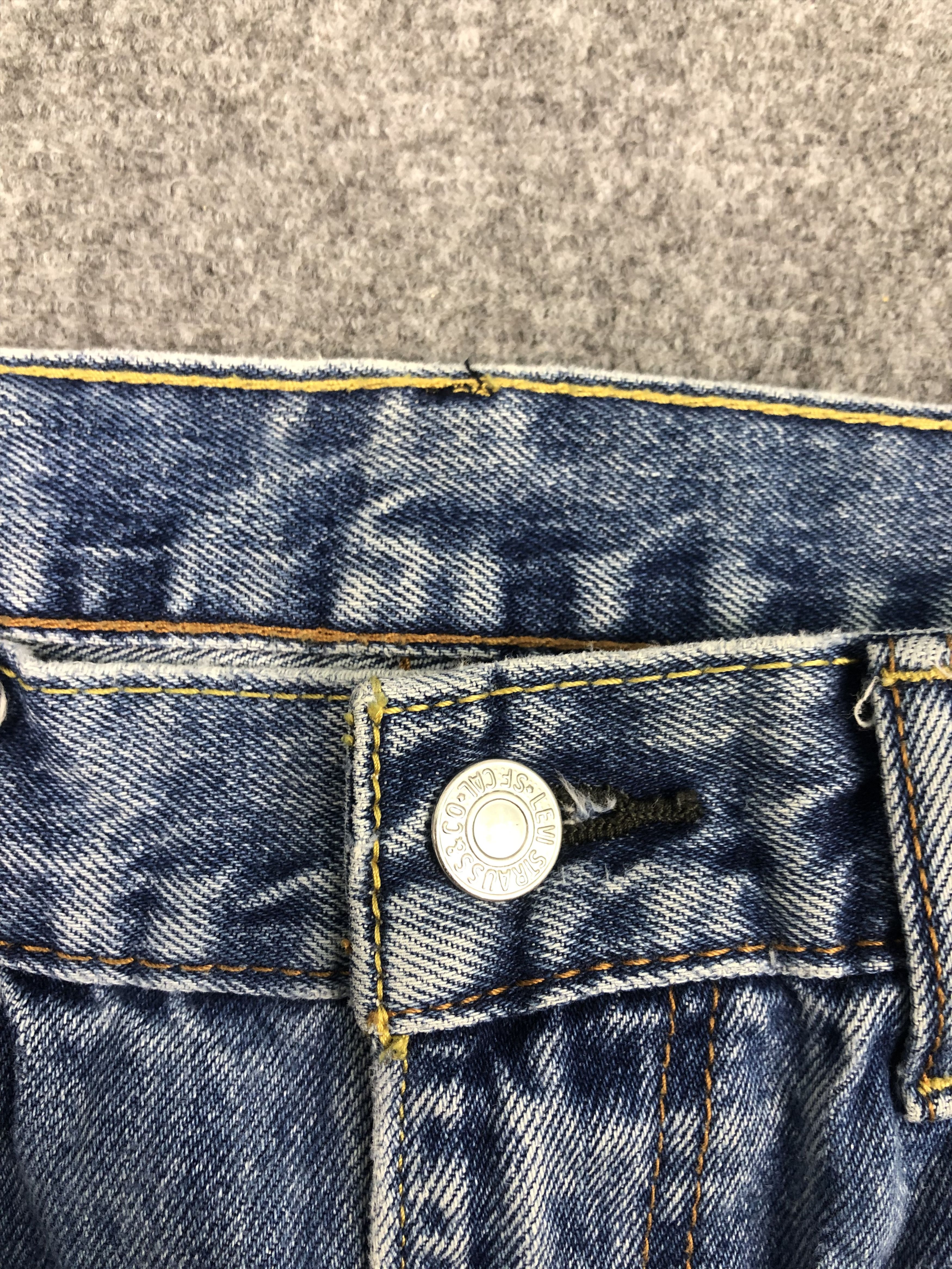 Levi's × Vintage Vintage Distressed Levis 550 Jeans DP0377 Size US 33 - 7 Thumbnail