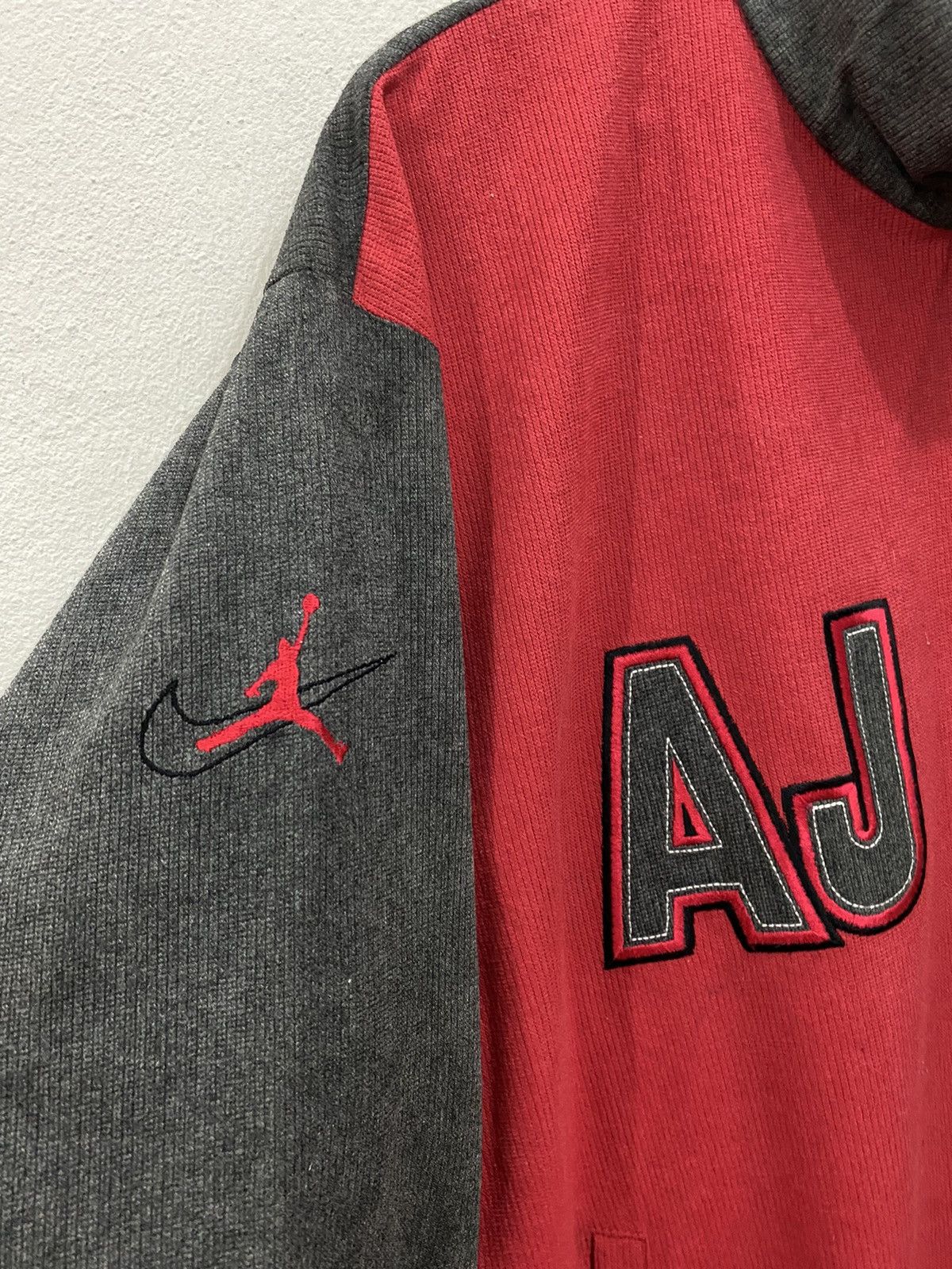 Jordan Brand × Nike × Vintage 🔥VINTAGE NIKE AIR JORDAN SWEATER Size US L / EU 52-54 / 3 - 7 Thumbnail