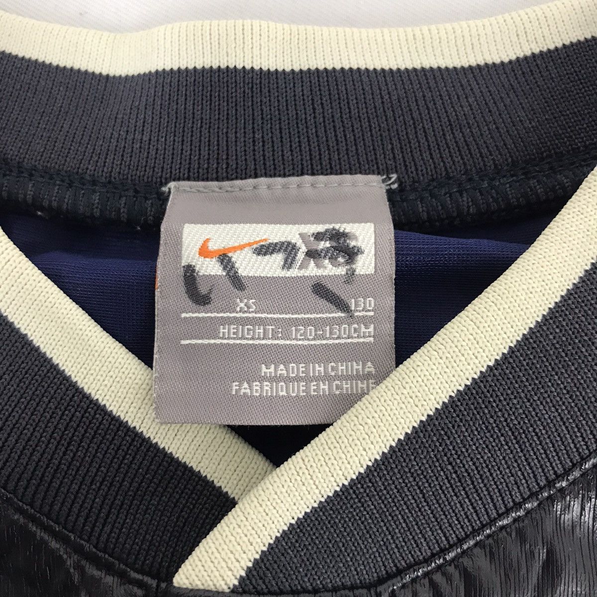 Nike Vintage Nike Baseball Swoosh Big Logo Waterproof Jacket Size M / US 6-8 / IT 42-44 - 4 Thumbnail