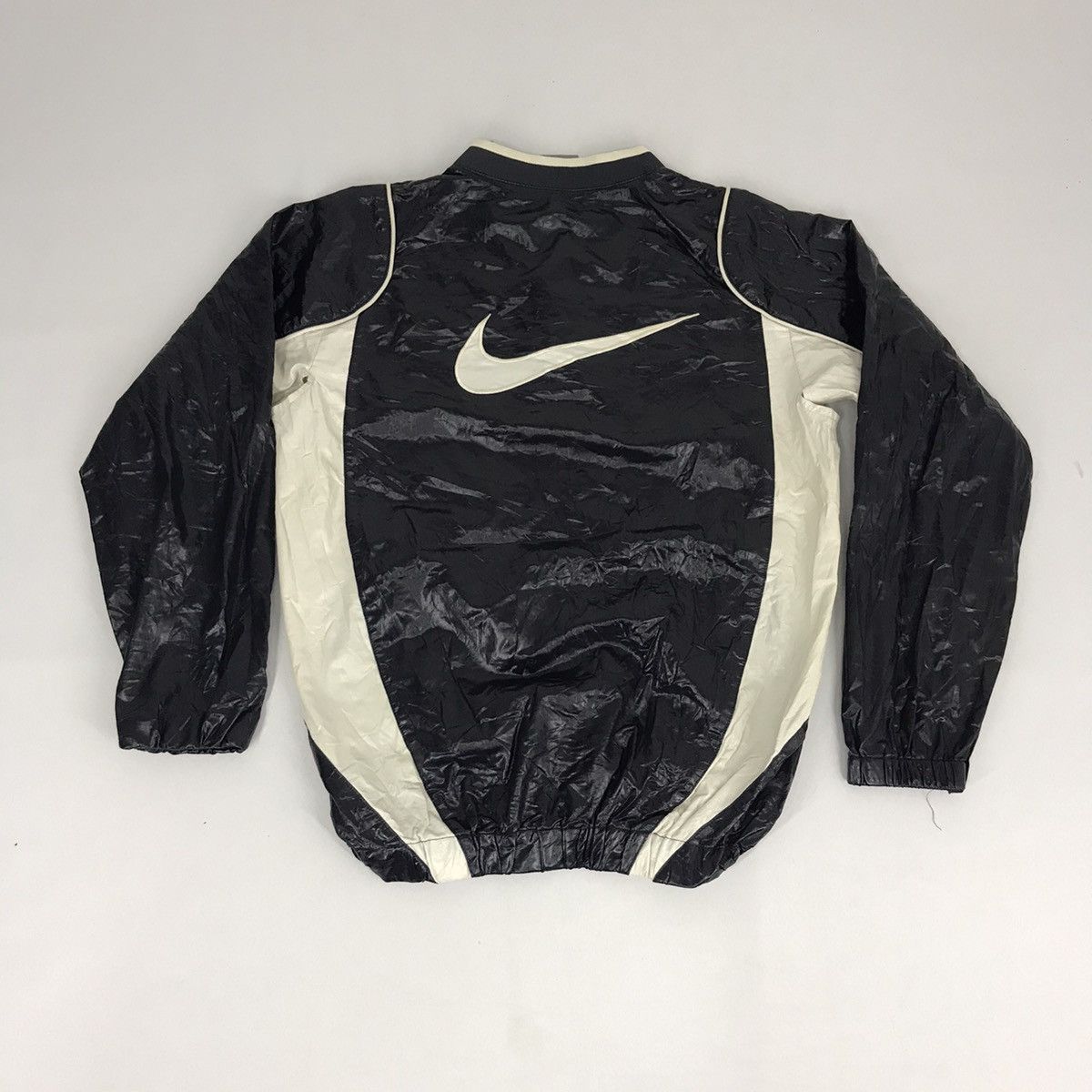 Nike Vintage Nike Baseball Swoosh Big Logo Waterproof Jacket Size M / US 6-8 / IT 42-44 - 1 Thumbnail