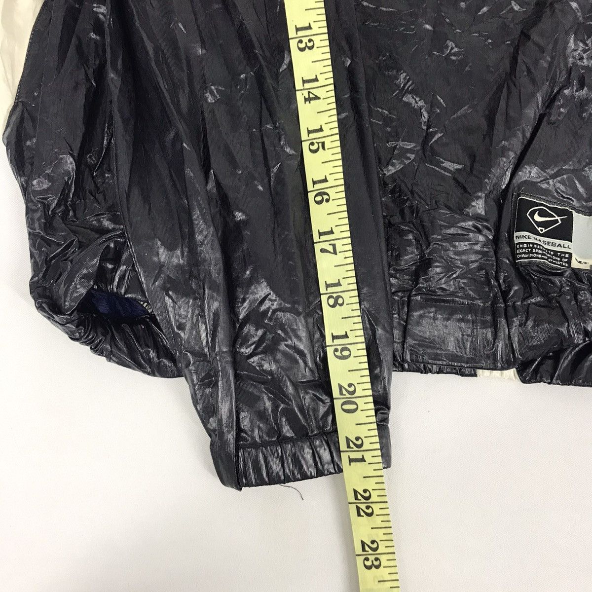 Nike Vintage Nike Baseball Swoosh Big Logo Waterproof Jacket Size M / US 6-8 / IT 42-44 - 8 Thumbnail
