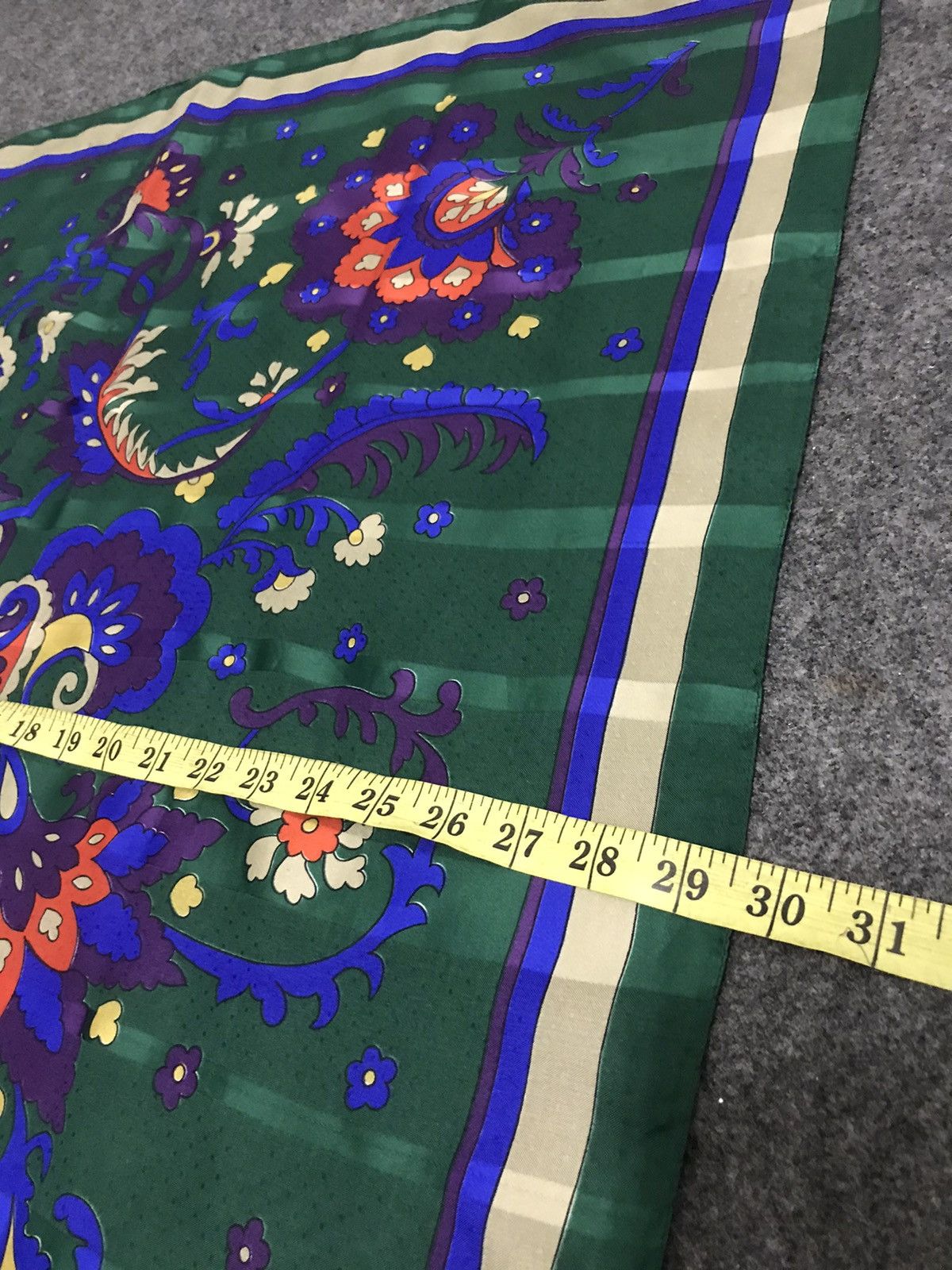 Designer Vintage 90s Denise Francelle Paris Silk Scarf Baroque Size ONE SIZE - 4 Thumbnail