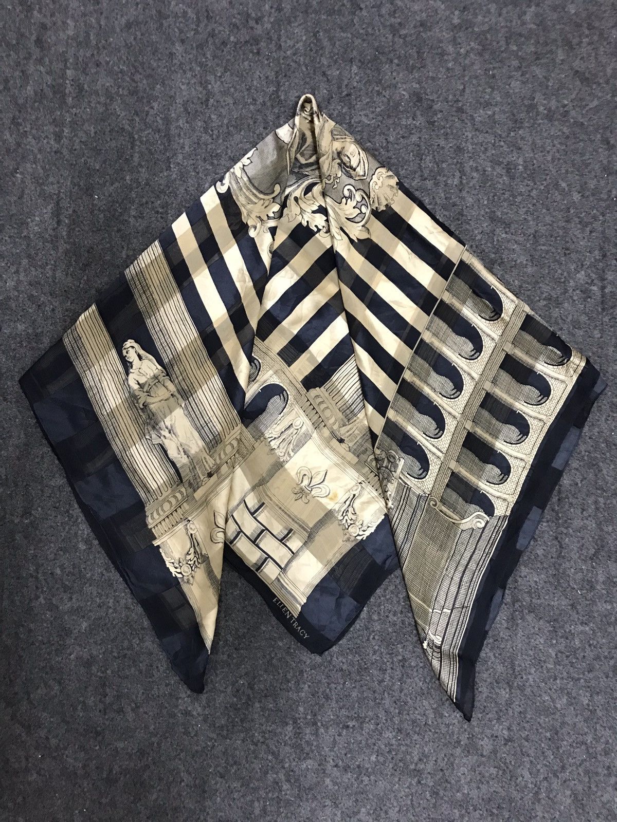Designer Vintage 90s Ellen Tracy Silk Scarf Baroque Art Design Size ONE SIZE - 3 Thumbnail