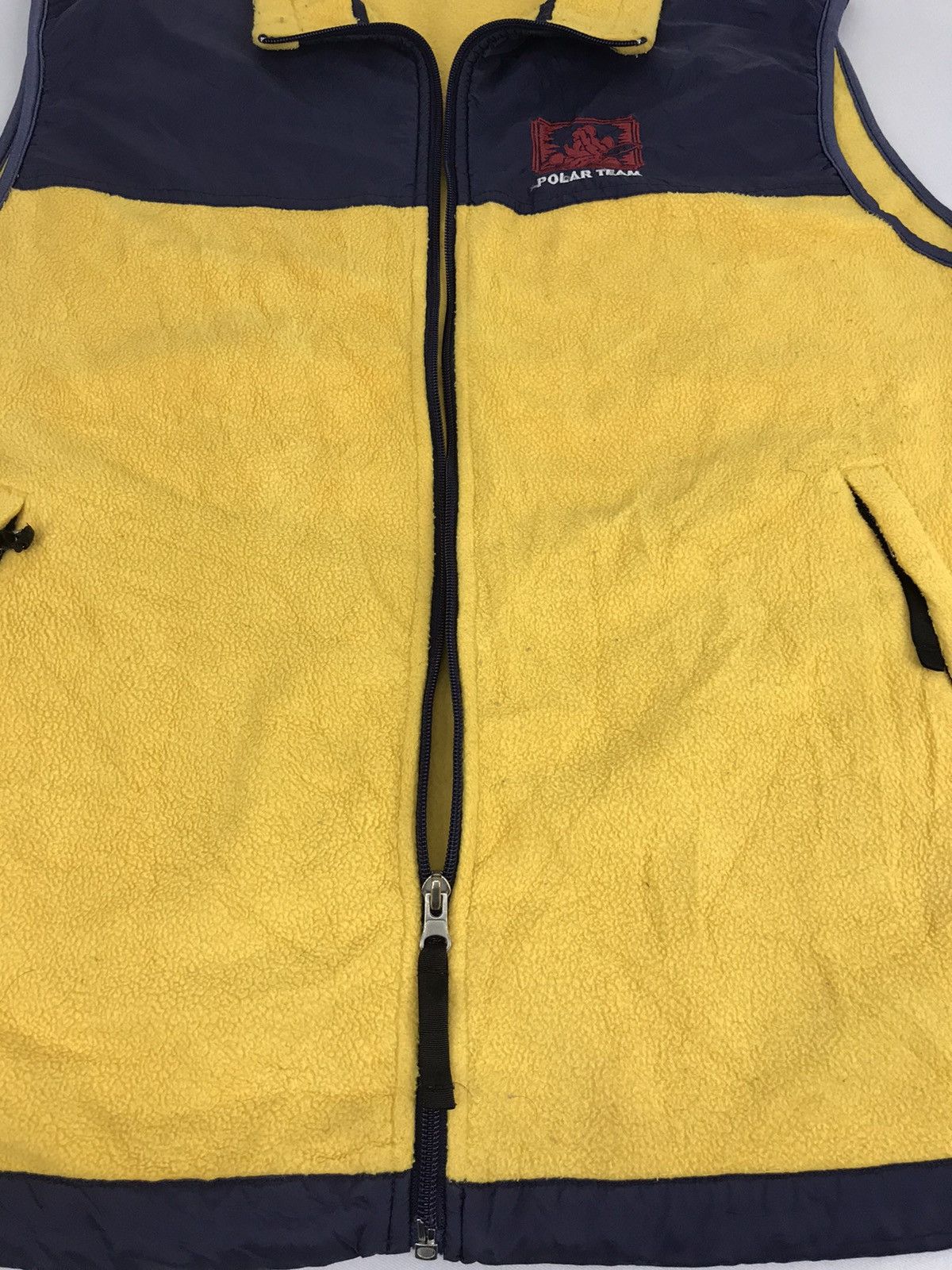 Disney Vintage Tokyo Disneyland Mickey Mouse Polar Team Fleece Size US XL / EU 56 / 4 - 3 Thumbnail
