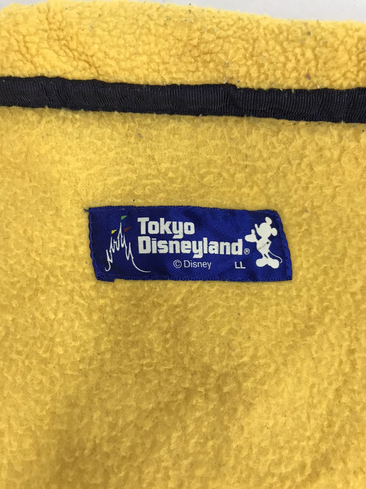 Disney Vintage Tokyo Disneyland Mickey Mouse Polar Team Fleece Size US XL / EU 56 / 4 - 5 Thumbnail