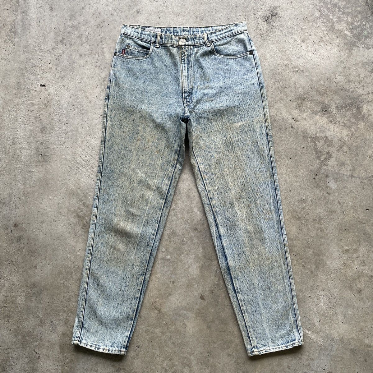 Big John × Jean Vintage Big John Faded Asics Wash Denim Jeans Pants W35 Size US 35 - 1 Thumbnail