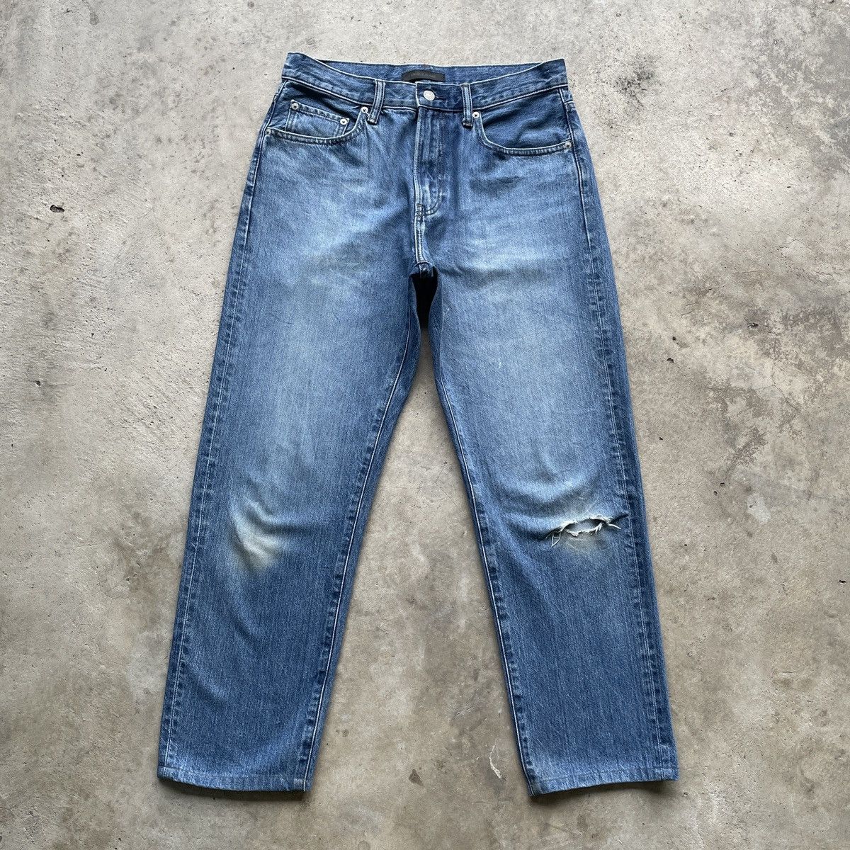 Japanese Brand Distressed💥 Vintage Japanese Brand Faded Denim Jeans Pants Size US 32 / EU 48 - 1 Thumbnail
