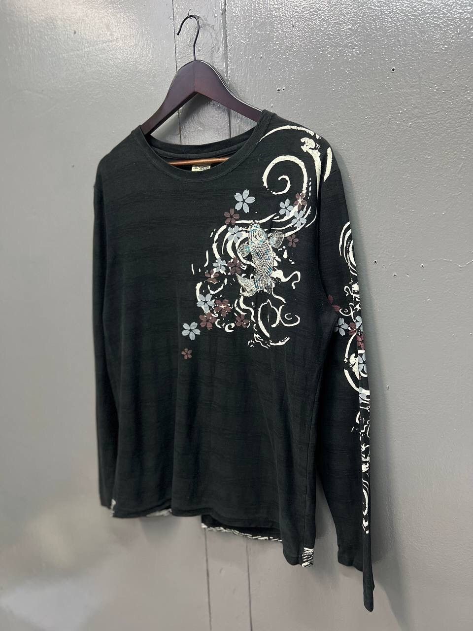 Japanese Brand VINTAGE KOI FISH BIG PRINT LONGSLEEVE TSHIRT Size US L / EU 52-54 / 3 - 4 Thumbnail