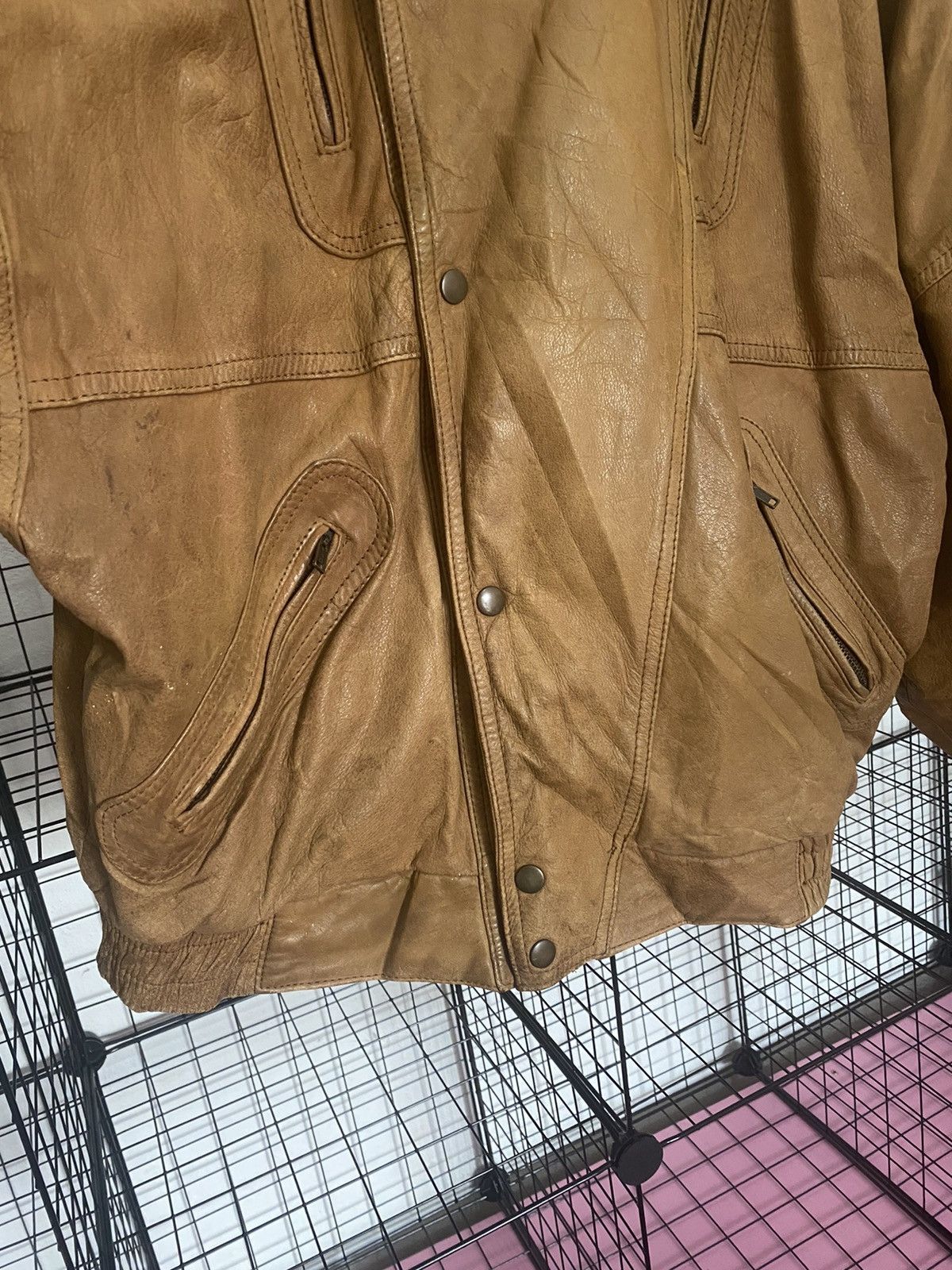 Valentino × Vintage 🔥VINTAGE 90’s VALENTINO LEATHER BOMBER JACKET Size US L / EU 52-54 / 3 - 4 Thumbnail