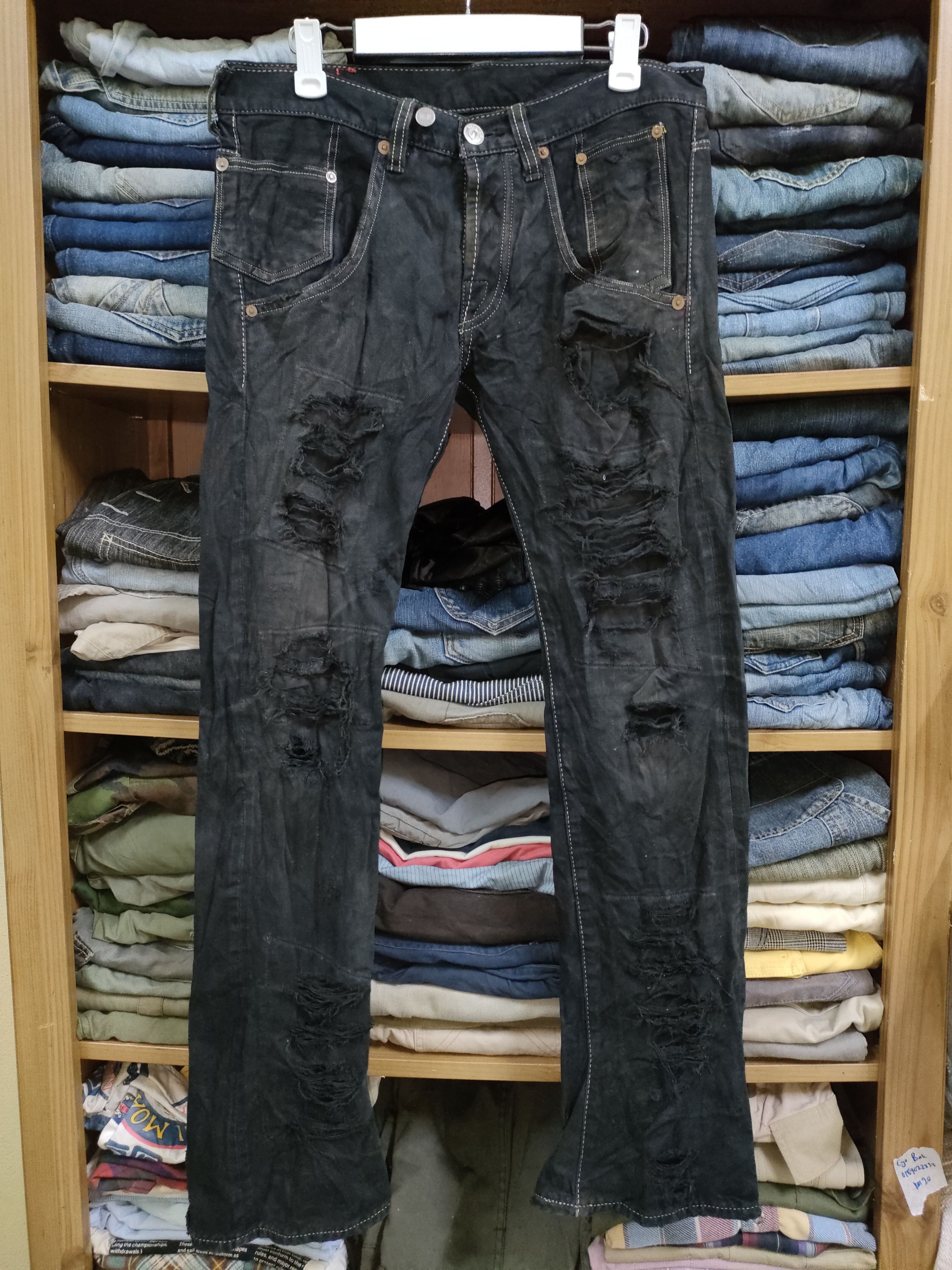 Levi's Levis Red Distressed Pants Size US 32 / EU 48 - 1 Thumbnail