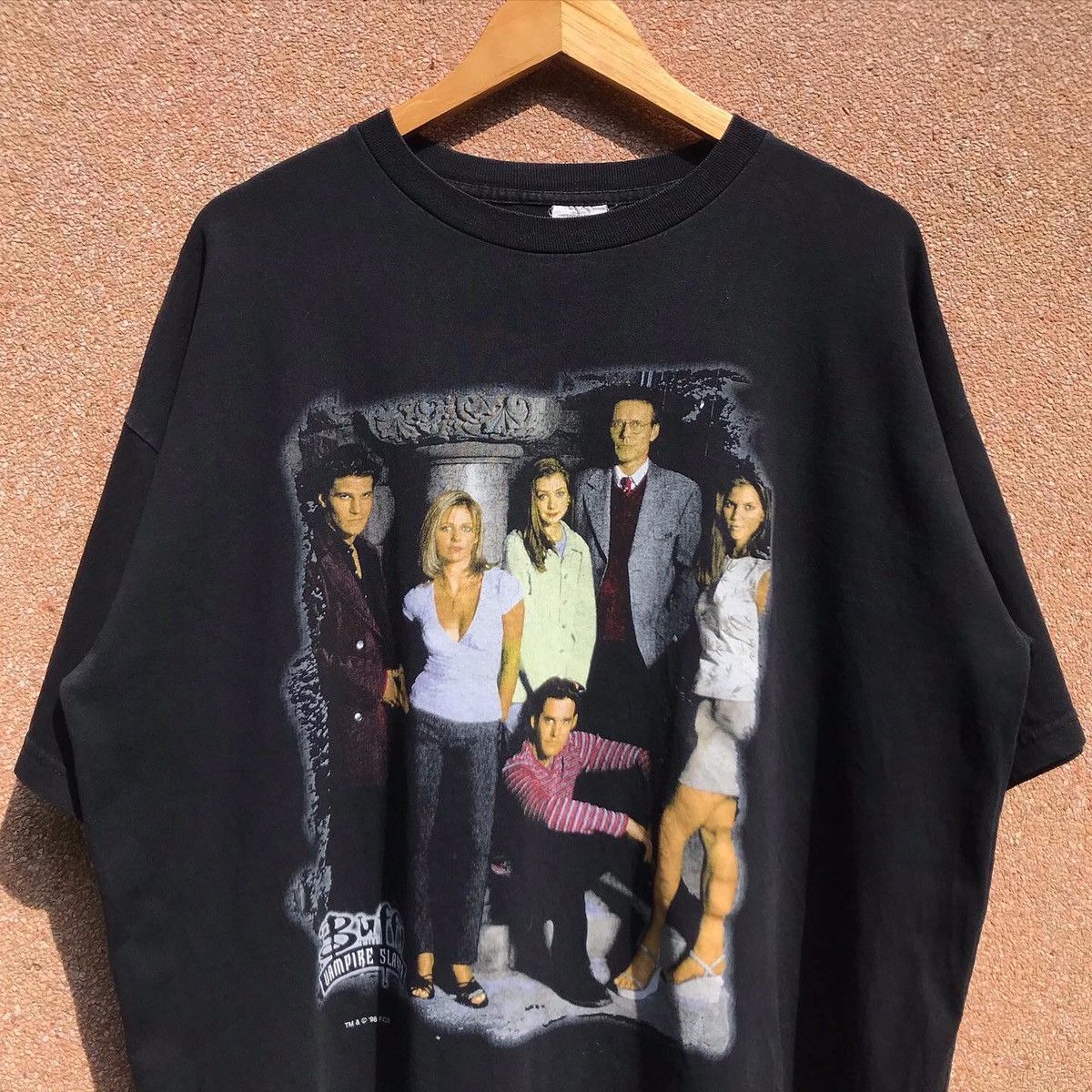 Vintage Vintage 1998 Buffy The Vampire Slayer Tee Size US XL / EU 56 / 4 - 9 Thumbnail