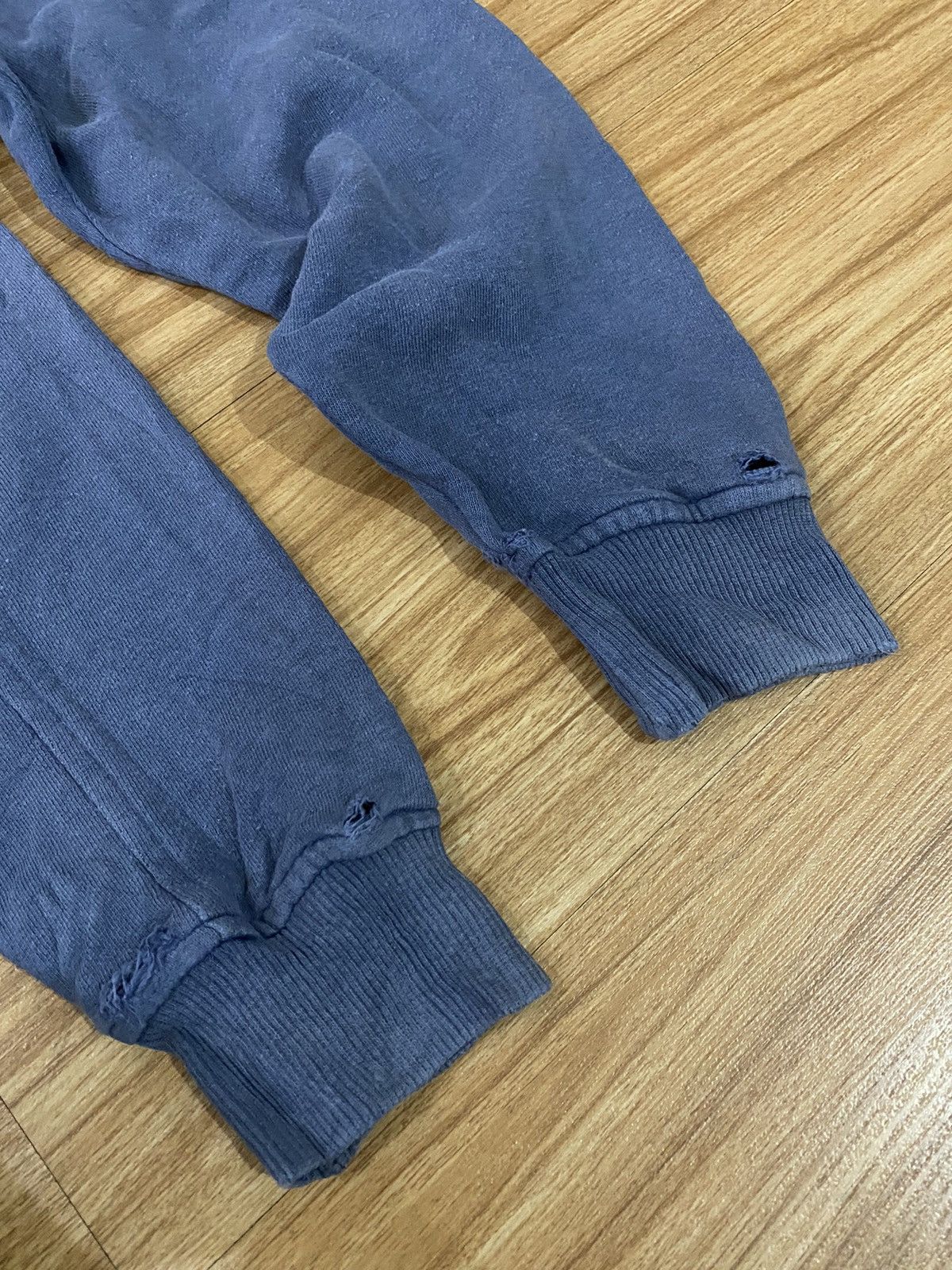 Valentino VALENTINO JEANS EMBROIDED LOGO MULTI COLOUR SWEATSHIRT Size US L / EU 52-54 / 3 - 5 Thumbnail
