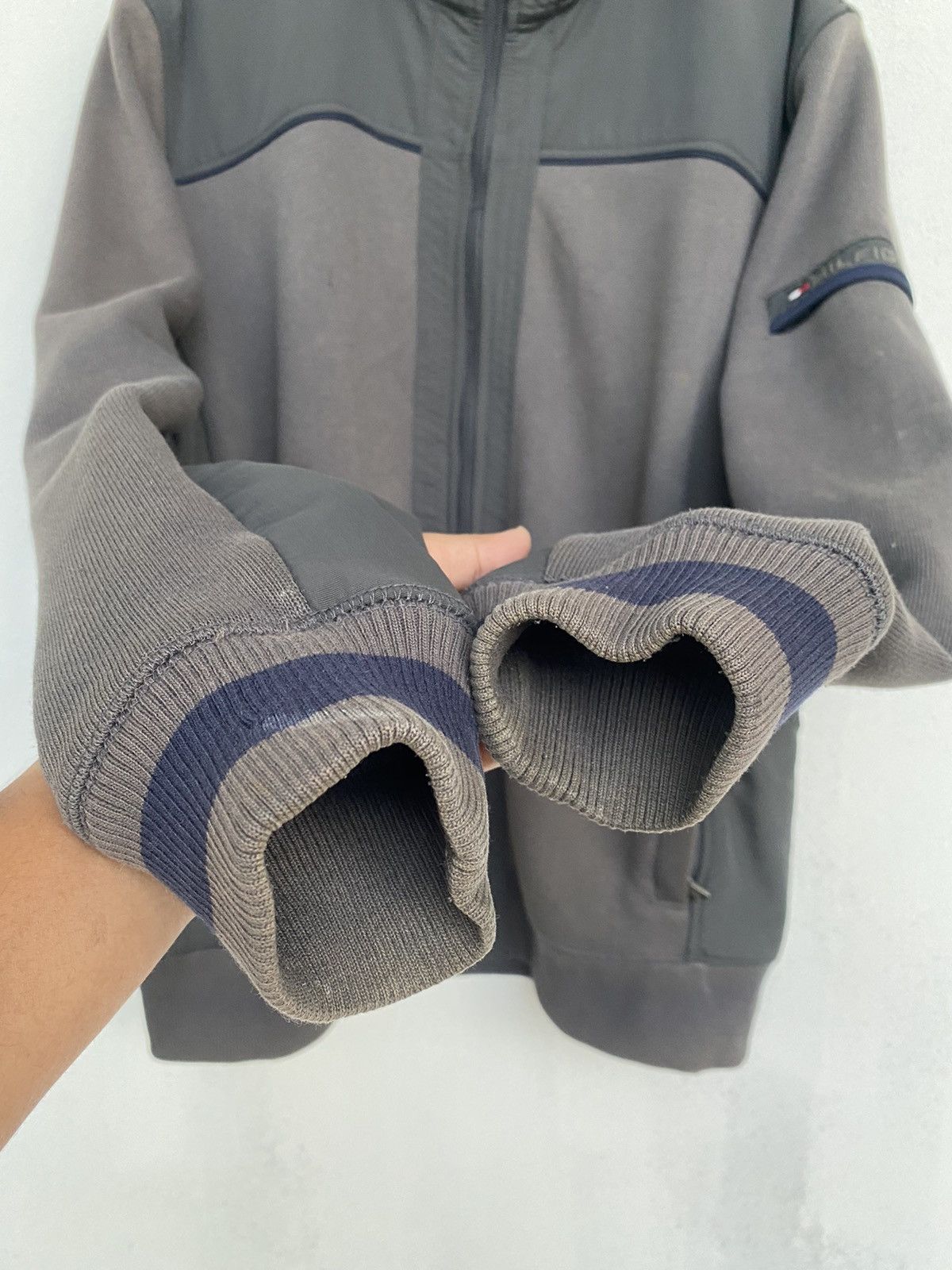 Tommy Hilfiger 🔥TOMMY HILFIGER ZIPPER JACKET Size US L / EU 52-54 / 3 - 7 Thumbnail