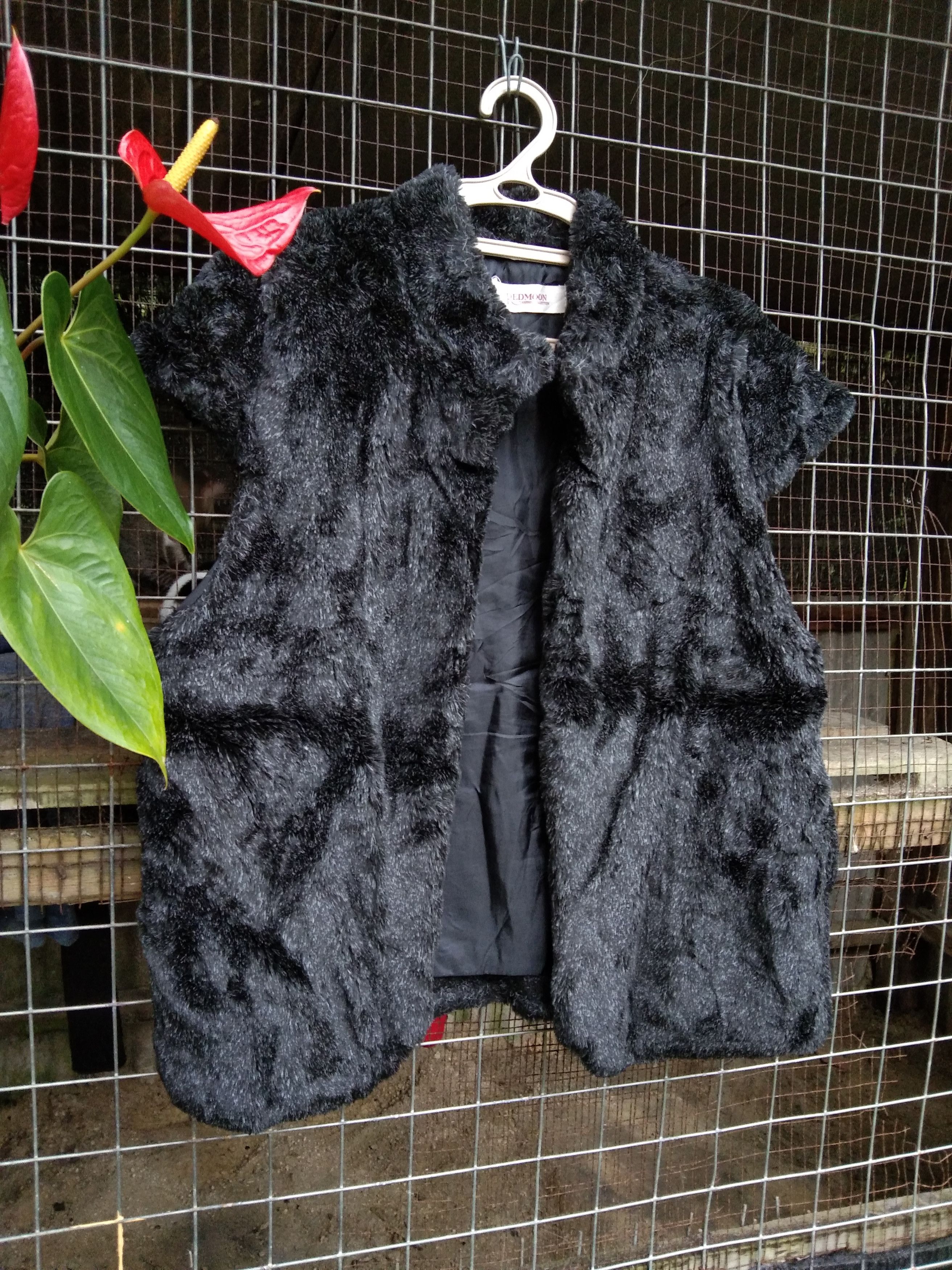 Redmoon VINTAGE REDMOON FAUX FUR VEST JACKET Size M / US 6-8 / IT 42-44 - 3 Thumbnail