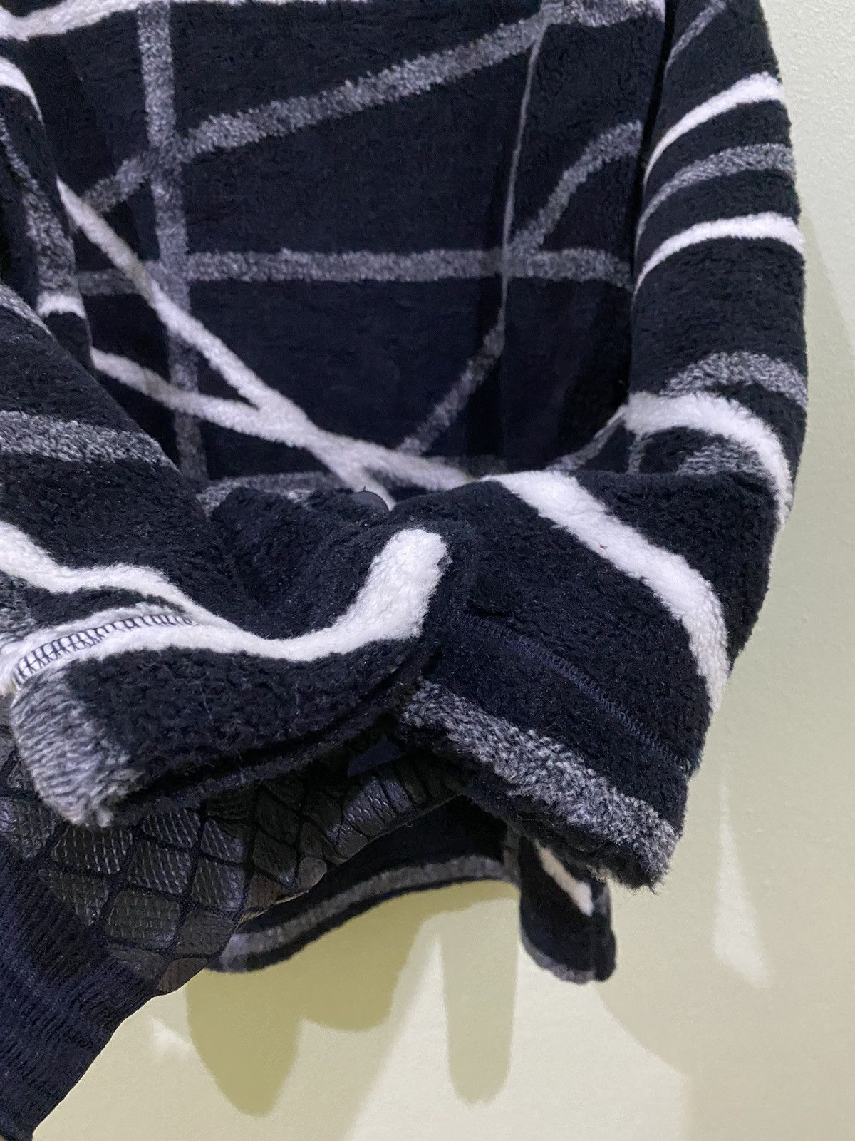 Japanese Brand × Other 🔥Lemon Tree Turtleneck Fleece Sweater Size US M / EU 48-50 / 2 - 6 Thumbnail
