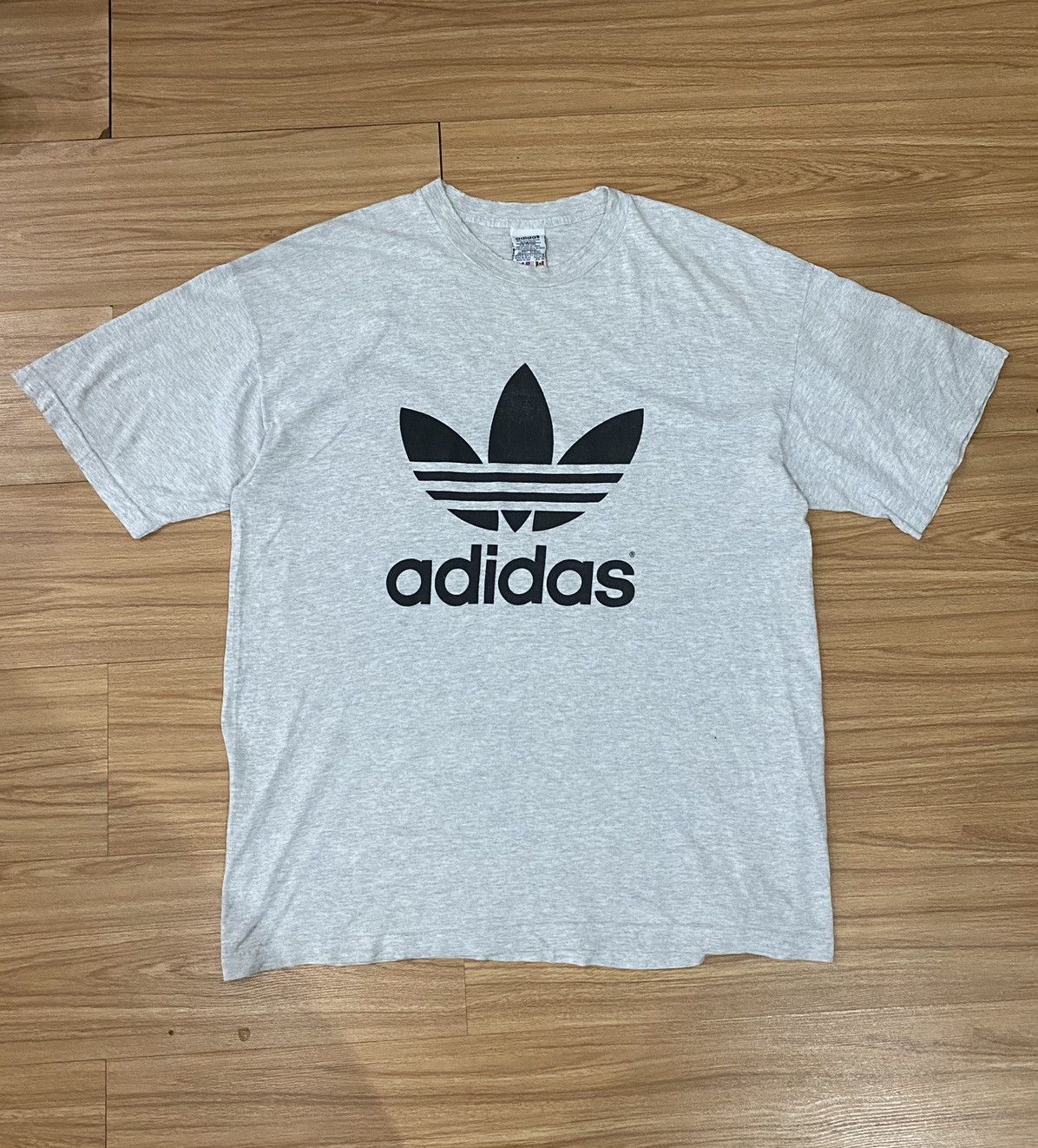 Adidas VINTAGE ADIDAS BIG LOGO MADE IN USA T-SHIRT Size US XL / EU 56 / 4 - 1 Thumbnail