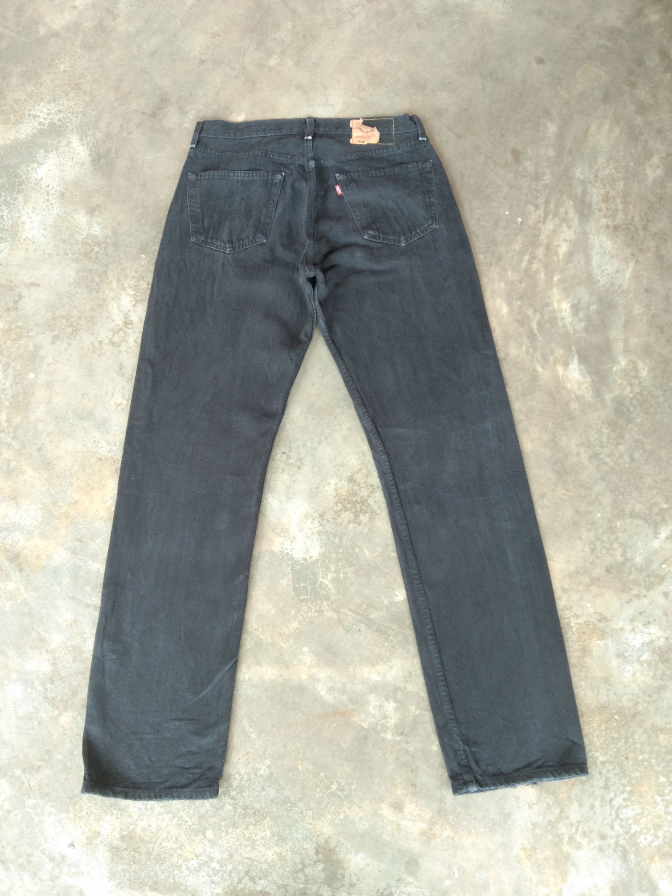Levi's Vintage Levi's 501 Black Distressed Jeans 32x33 Size US 32 / EU 48 - 2 Thumbnail