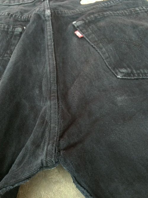 Levi's Vintage Levi's 501 Black Distressed Jeans 32x33 Size US 32 / EU 48 - 5 Thumbnail