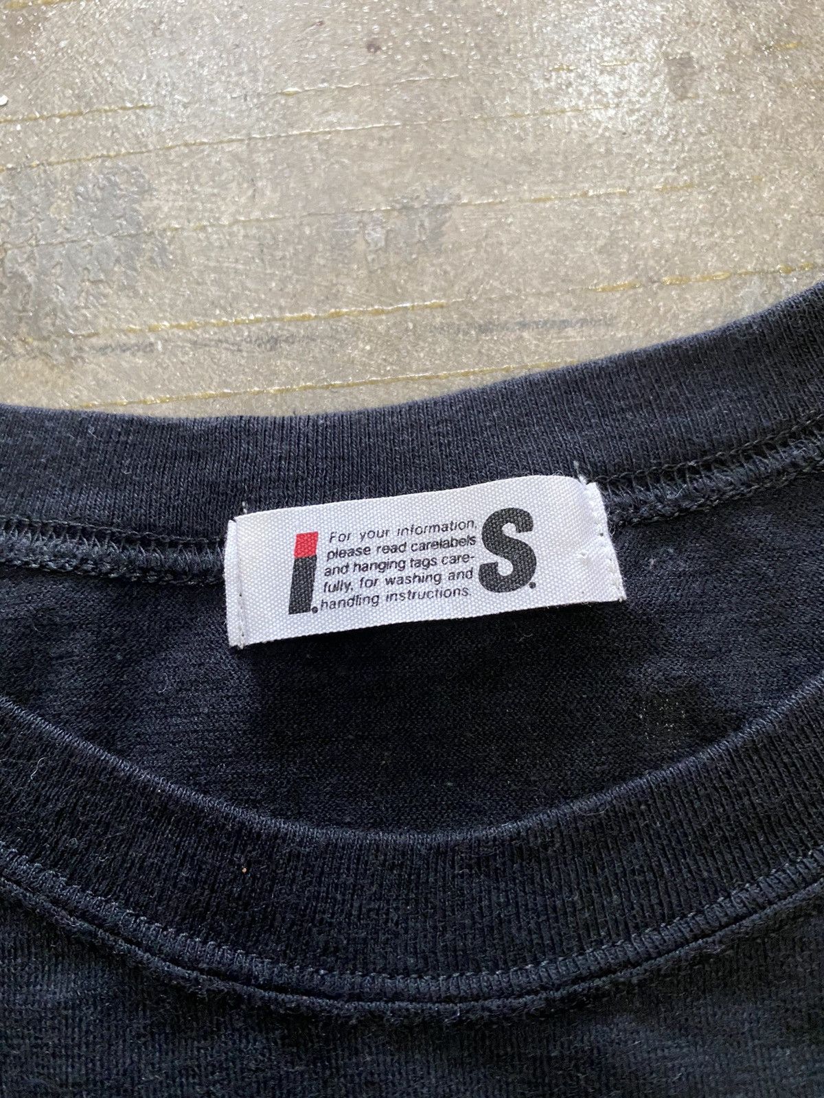 Issey Miyake × Tsumori Chisato 90s I.S care tag logo tee Size US M / EU 48-50 / 2 - 8 Thumbnail