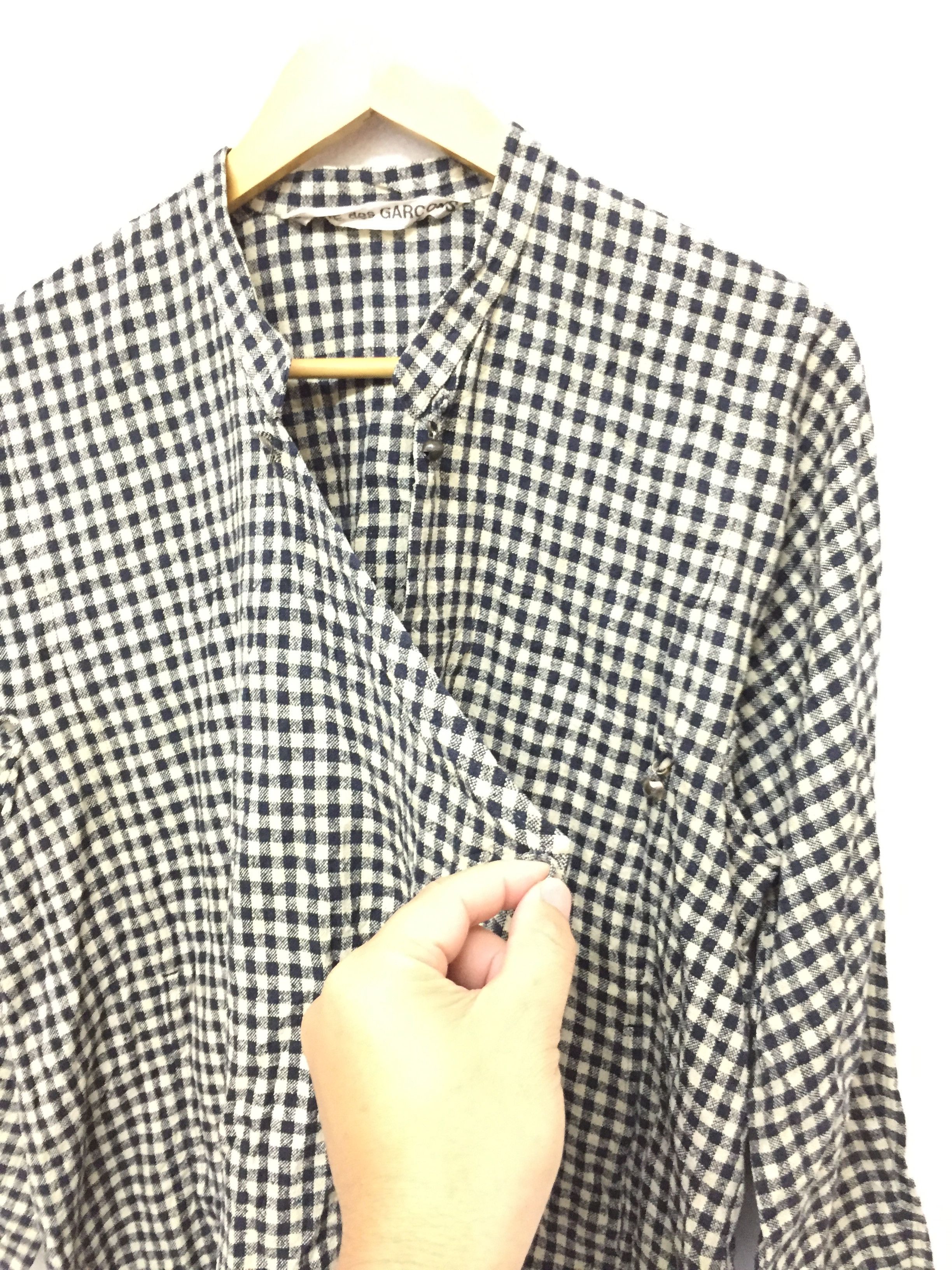 Comme des Garcons × Rei Kawakubo 70's Asymmetrical Mandarin checkered Shirt Size L / US 10 / IT 46 - 7 Thumbnail
