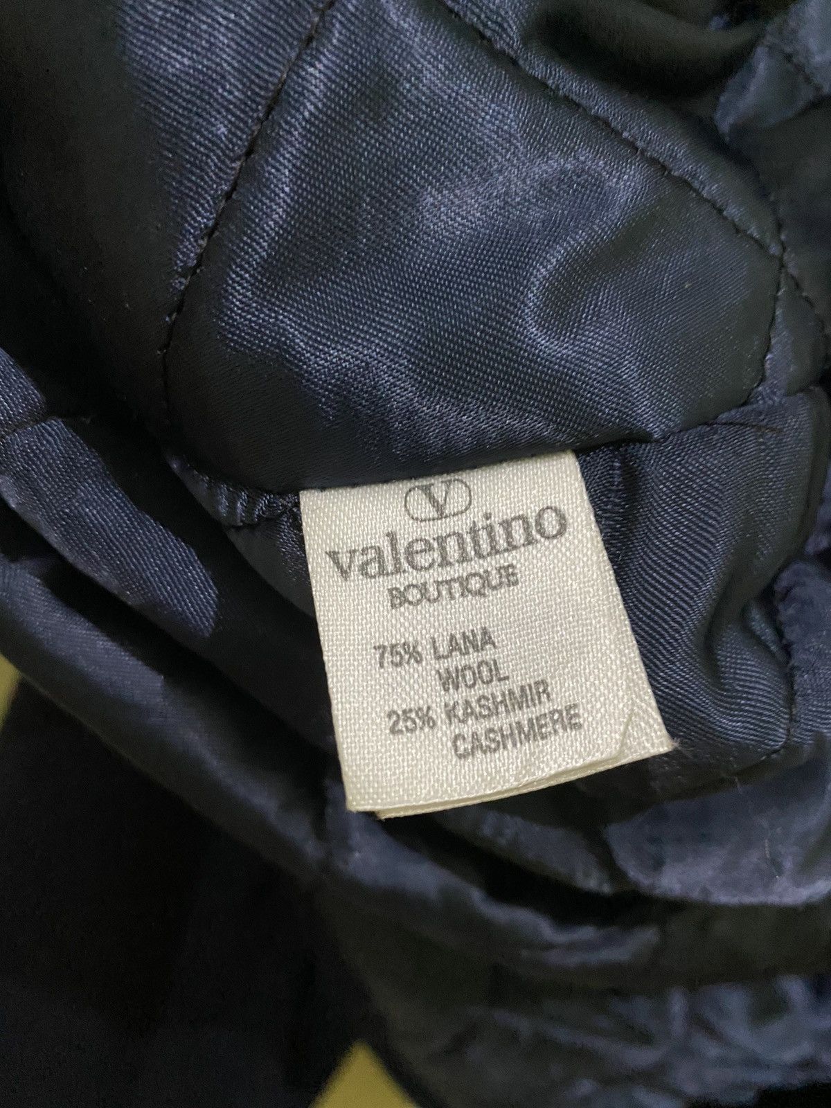 Designer × Valentino VALENTINO BOUTIQUE DOUBLE BREAST CASHMERE JACKET Size US L / EU 52-54 / 3 - 21 Thumbnail