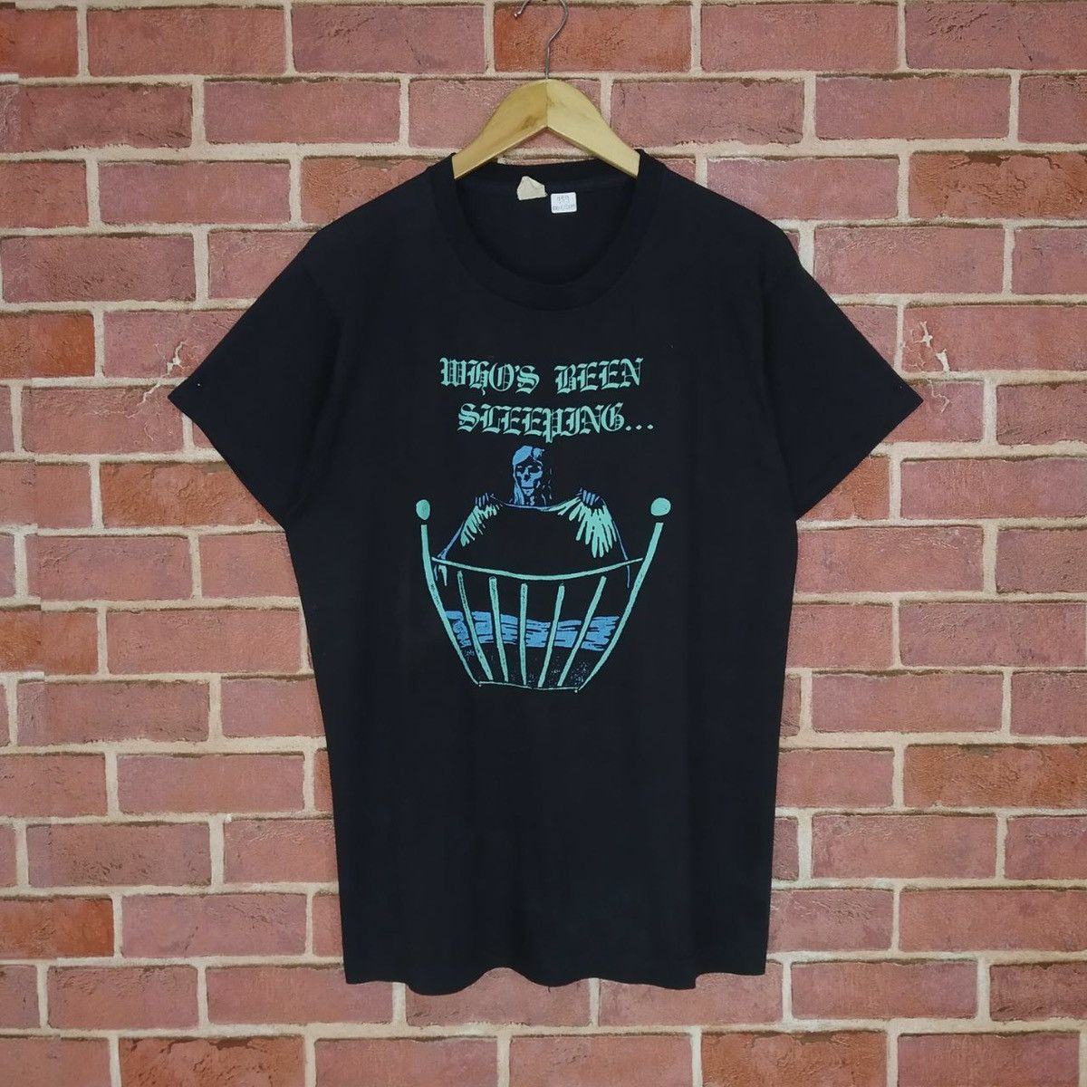 Band Tees Ugly American Who’s Been Sleeping In My Bed Hardcore Punk Size US L / EU 52-54 / 3 - 1 Thumbnail