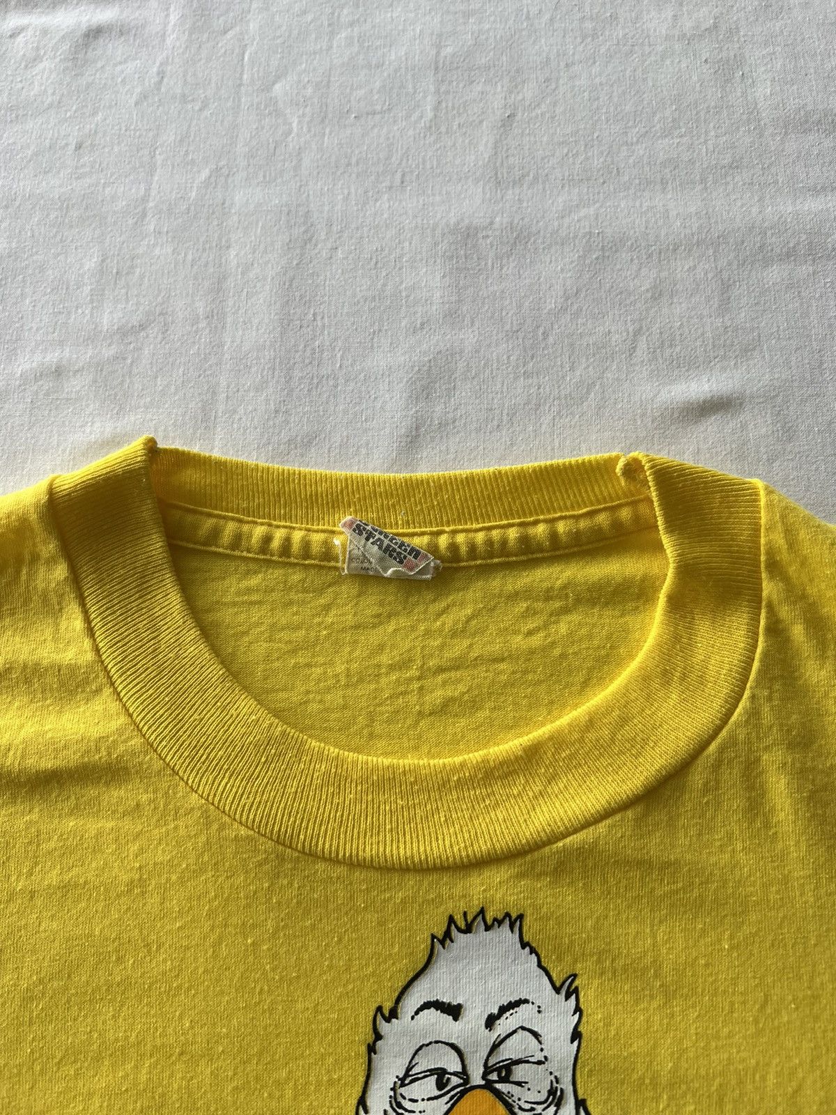 Band Tees Vintage 1988 Donald Duck Killer Air Waves Yellow Tee Size US L / EU 52-54 / 3 - 9 Thumbnail