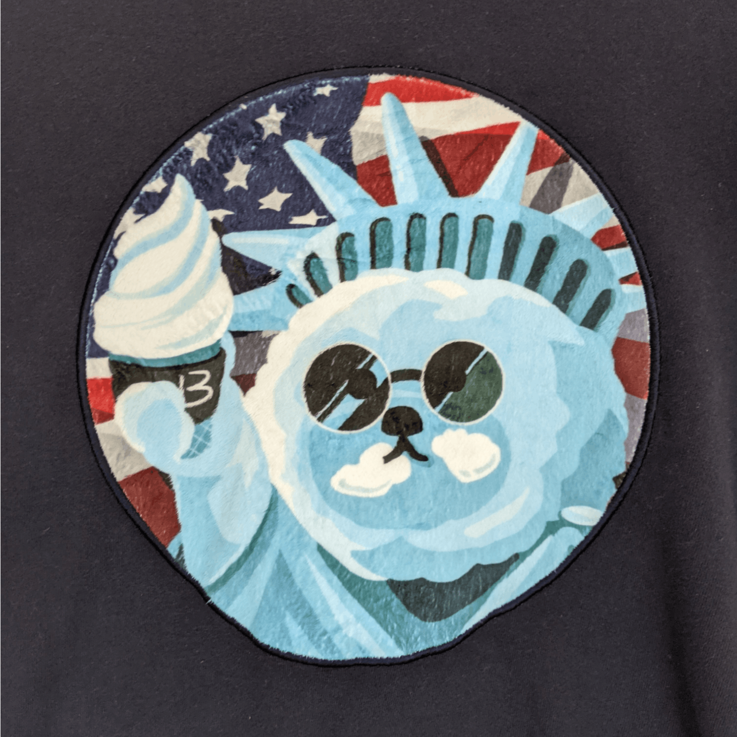 Japanese Brand BEYOND CLOSET Cat McDonalds State Of Liberty Sweatshirt Size US M / EU 48-50 / 2 - 4 Thumbnail