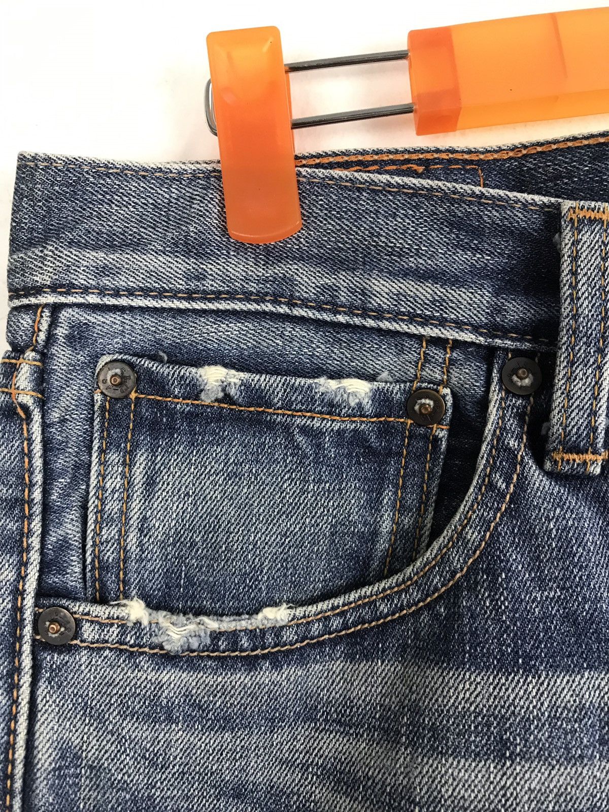 Levi's Vintage Clothing Beauty Faded Levi’s Classic Blue Denim Jeans Distressed Size US 32 / EU 48 - 7 Thumbnail