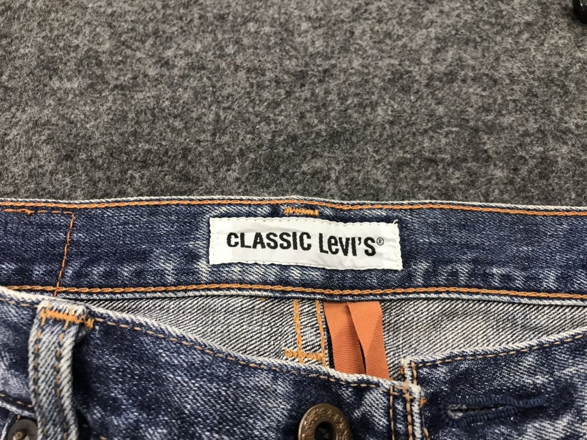 Levi's Vintage Clothing Beauty Faded Levi’s Classic Blue Denim Jeans Distressed Size US 32 / EU 48 - 14 Thumbnail