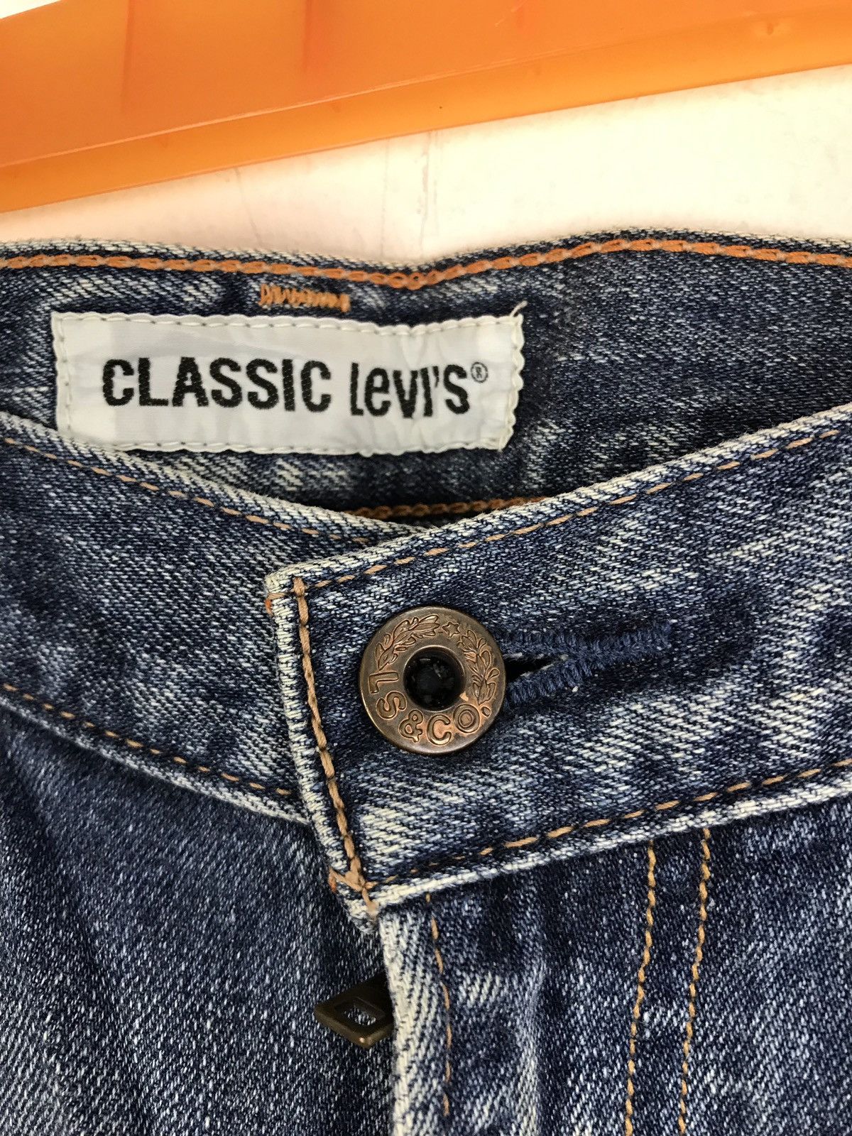 Levi's Vintage Clothing Beauty Faded Levi’s Classic Blue Denim Jeans Distressed Size US 32 / EU 48 - 8 Thumbnail