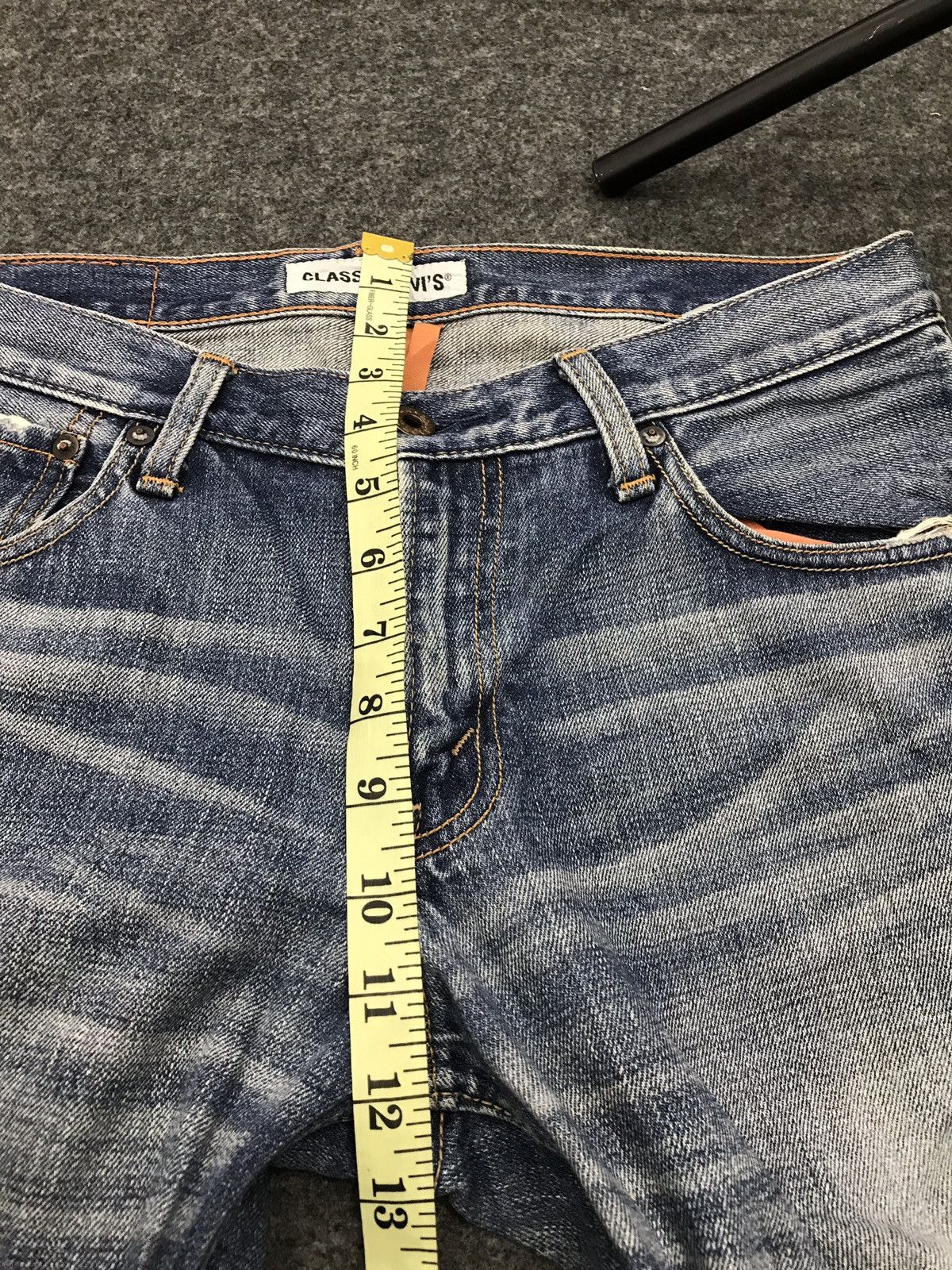 Levi's Vintage Clothing Beauty Faded Levi’s Classic Blue Denim Jeans Distressed Size US 32 / EU 48 - 20 Thumbnail