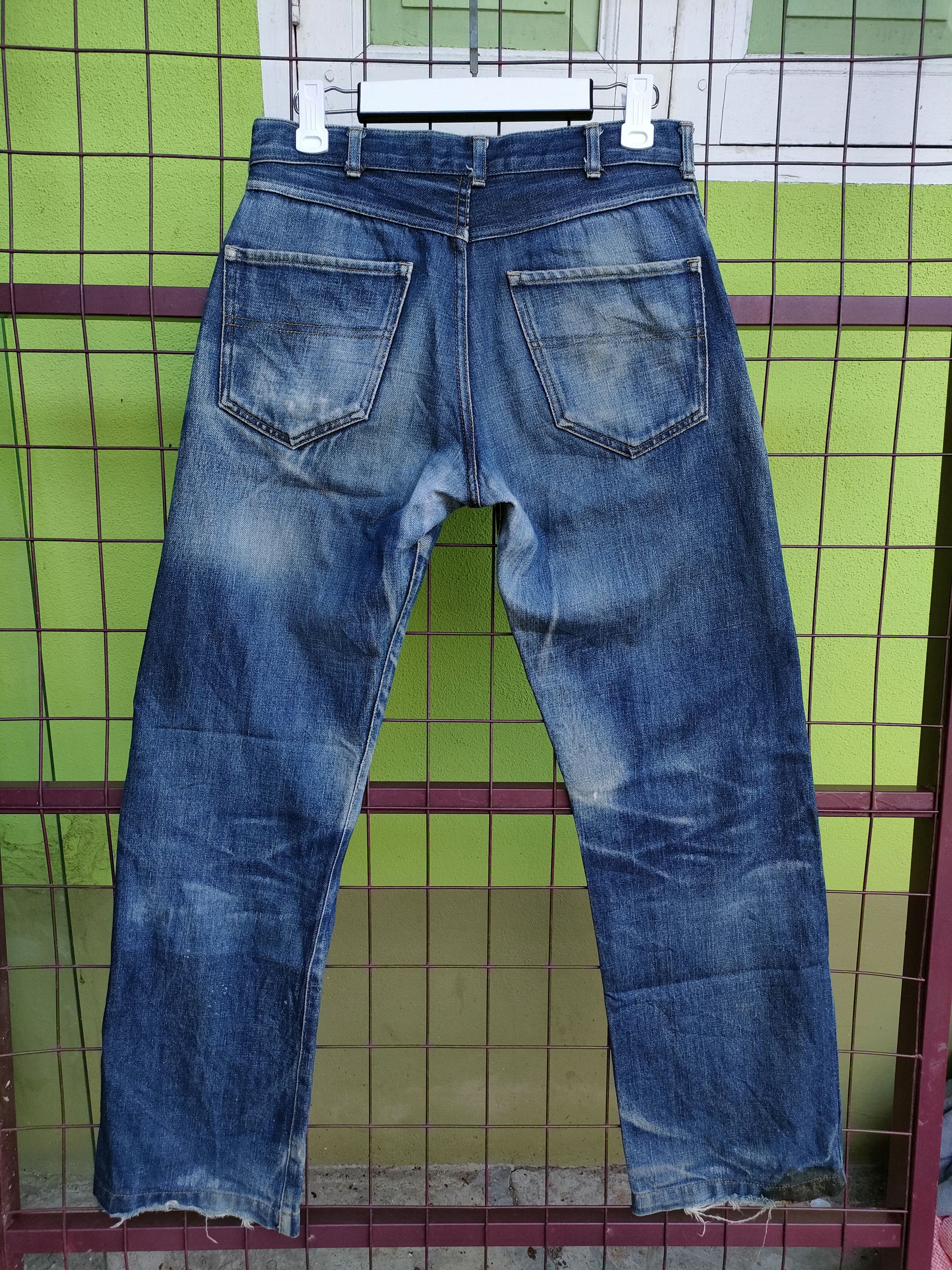 Katharine Hamnett London Katharine Hamnett London Distressed Selvedge Denim Size US 29 - 2 Thumbnail