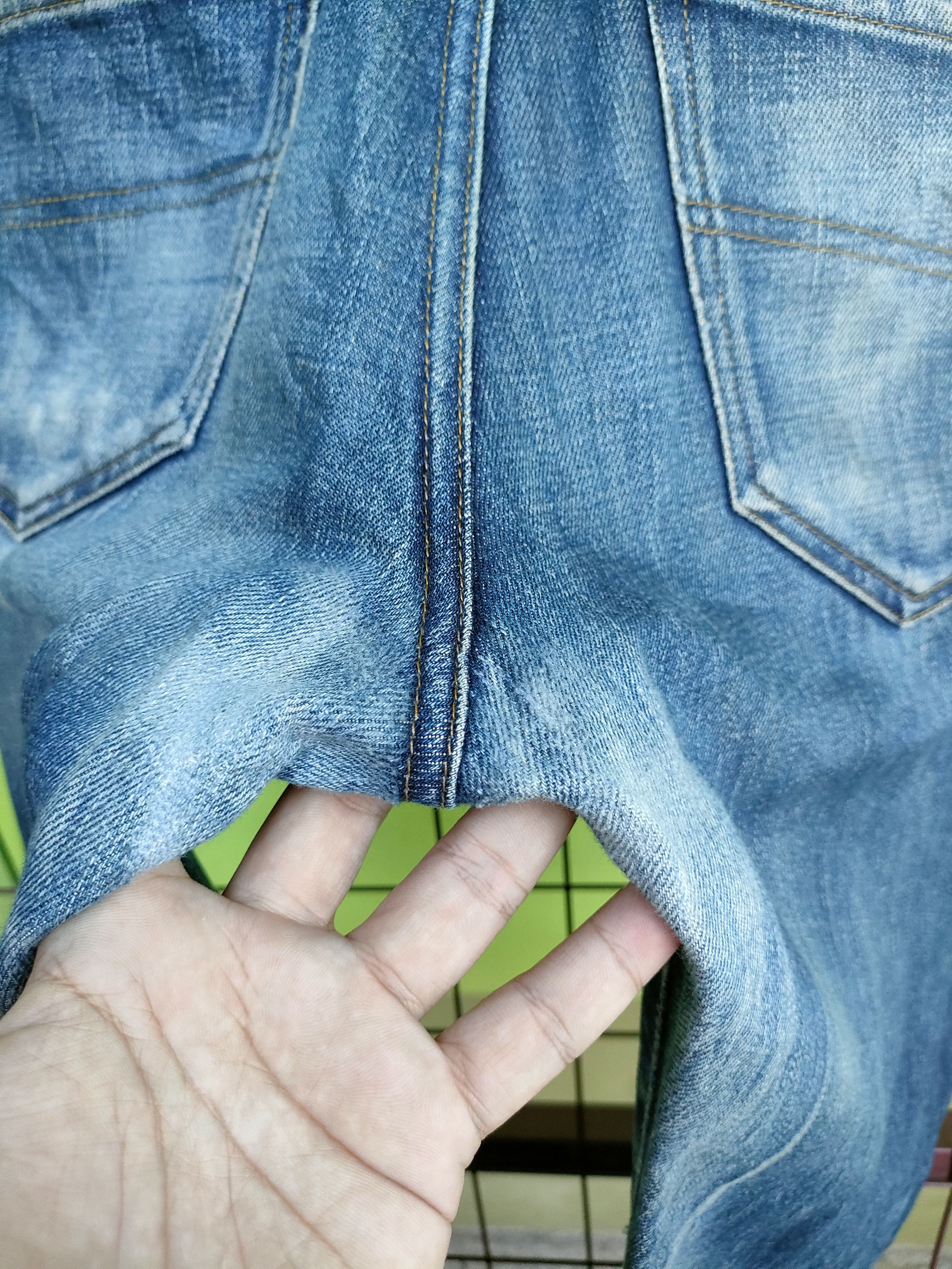 Katharine Hamnett London Katharine Hamnett London Distressed Selvedge Denim Size US 29 - 4 Thumbnail