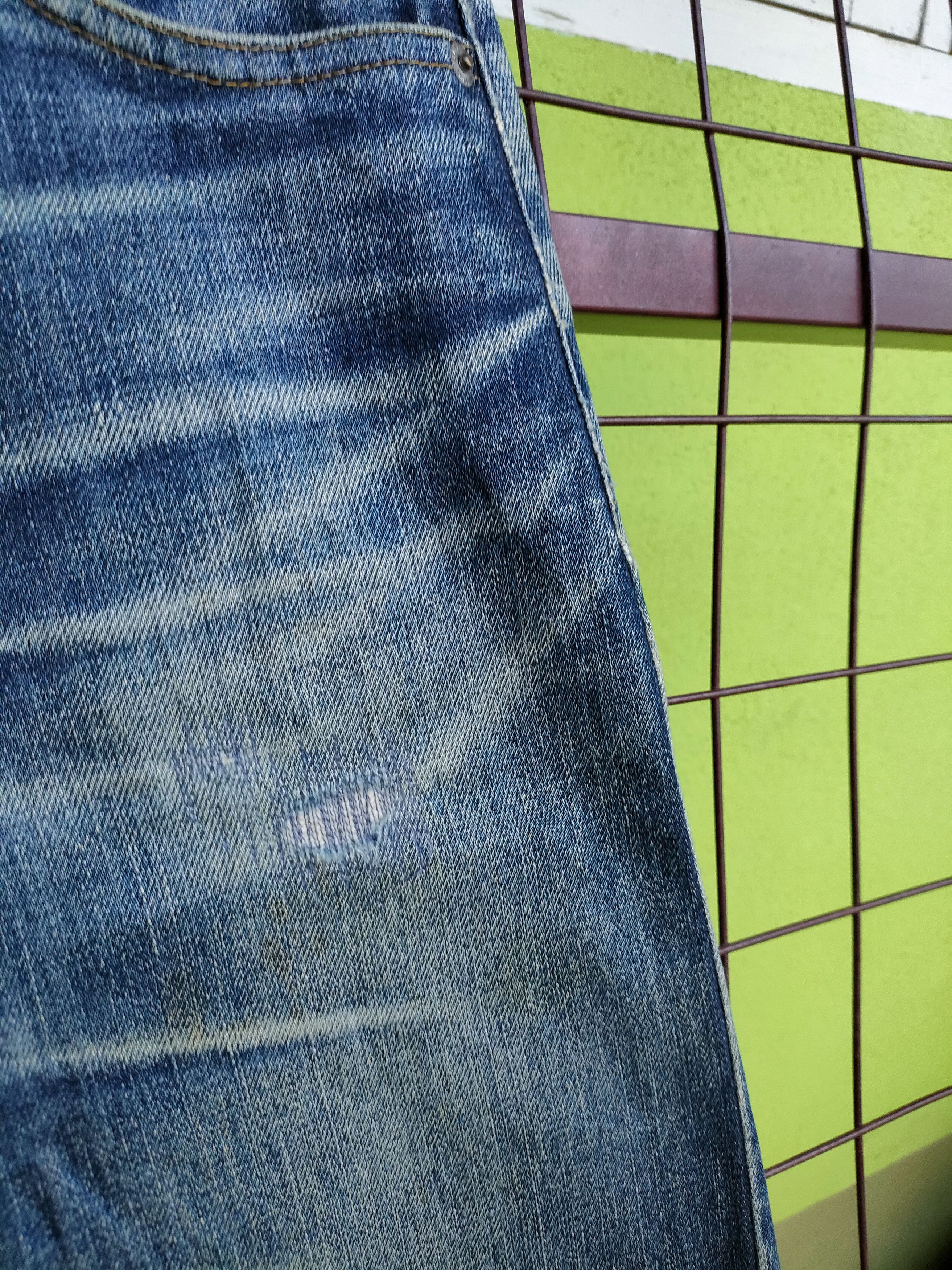 Katharine Hamnett London Katharine Hamnett London Distressed Selvedge Denim Size US 29 - 10 Thumbnail