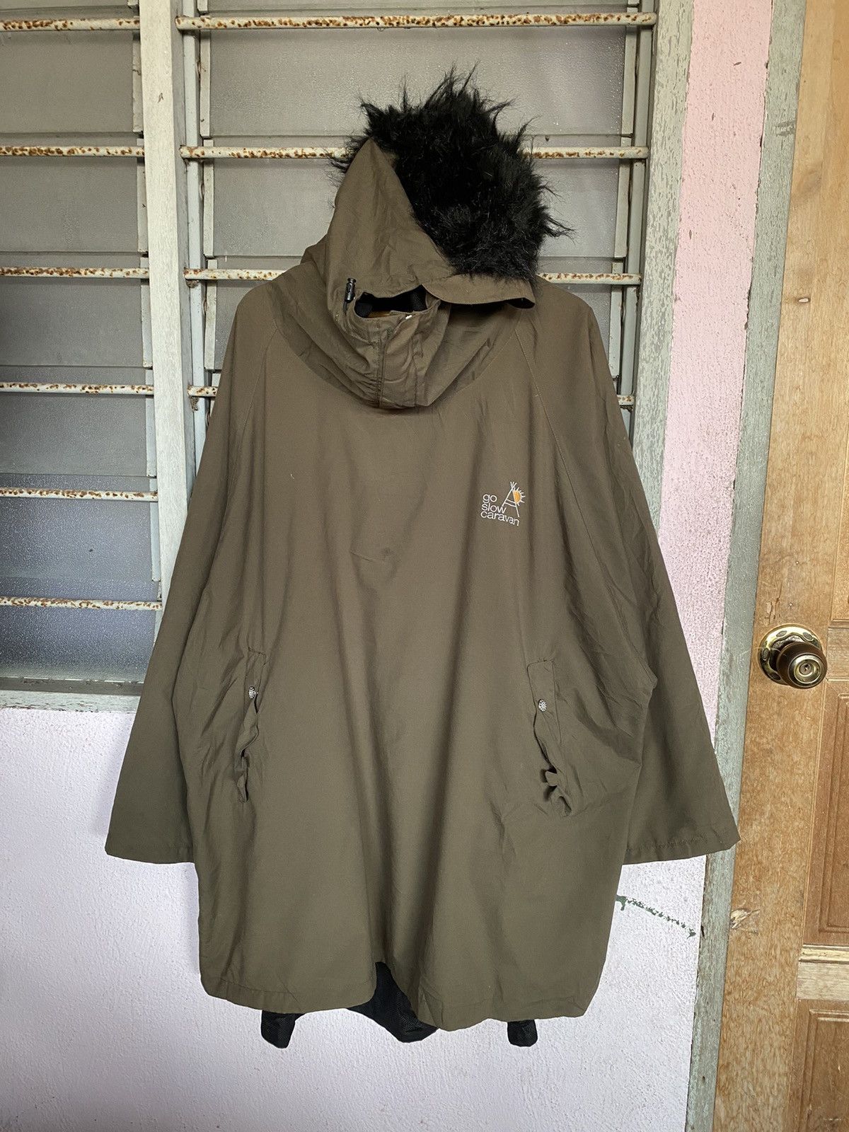 Japanese Brand × go slow caravan AW Go Slow Caravan Poncho Jacket Size US L / EU 52-54 / 3 - 5 Thumbnail