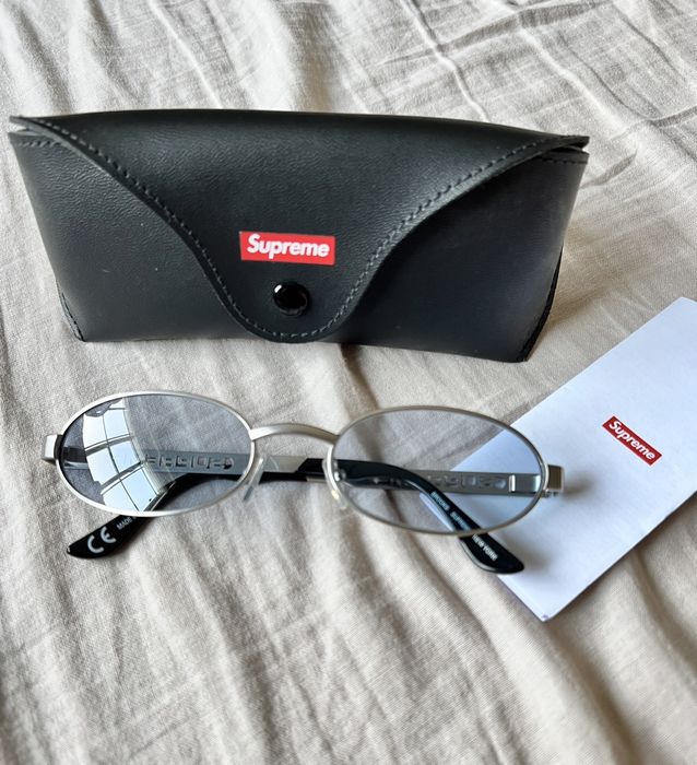 メンズsupreme brooks sunglasses silver