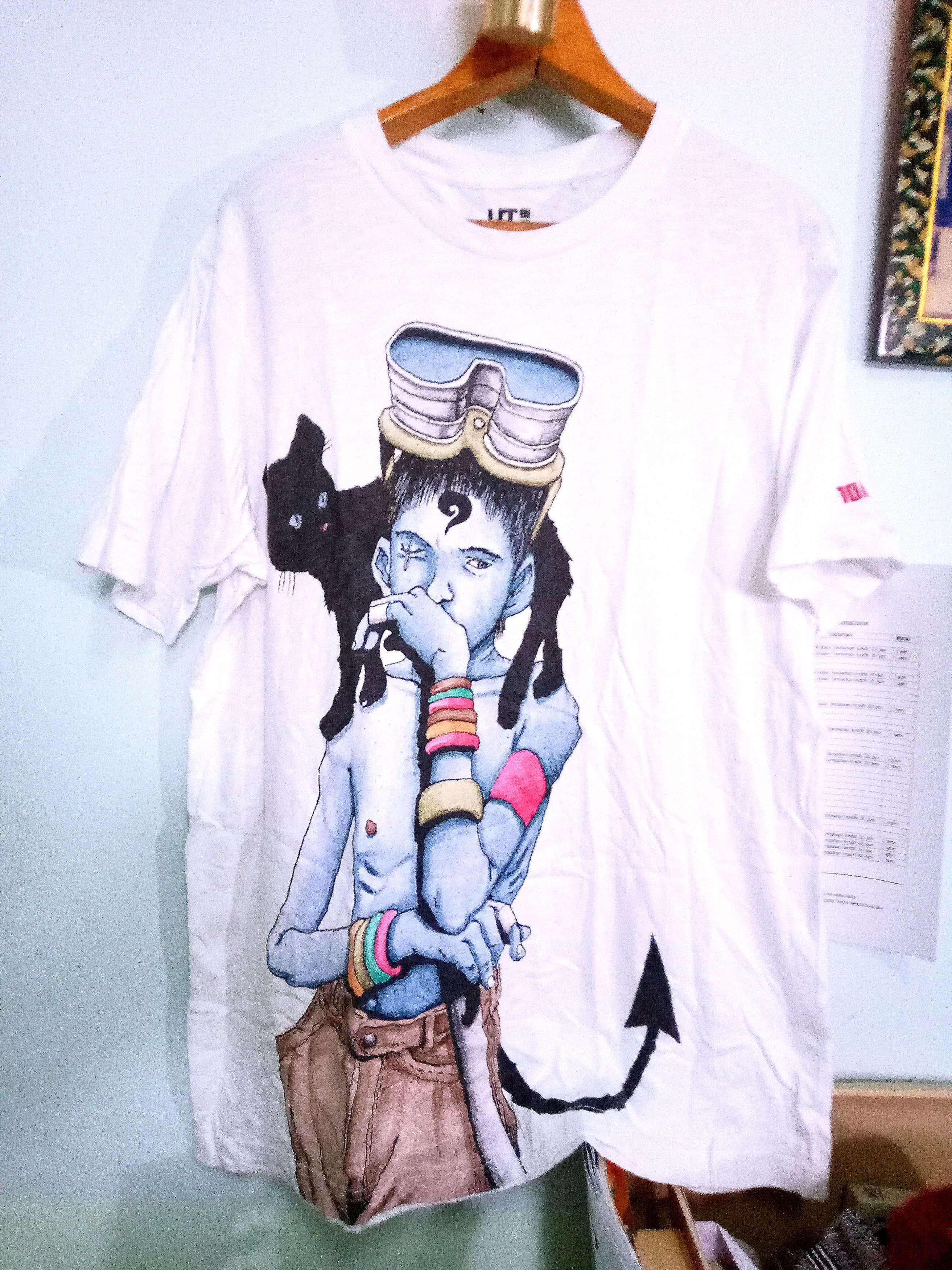 image of Art x Uniqlo Nicolas De Trecy Limited Edition Big Size in White, Men's