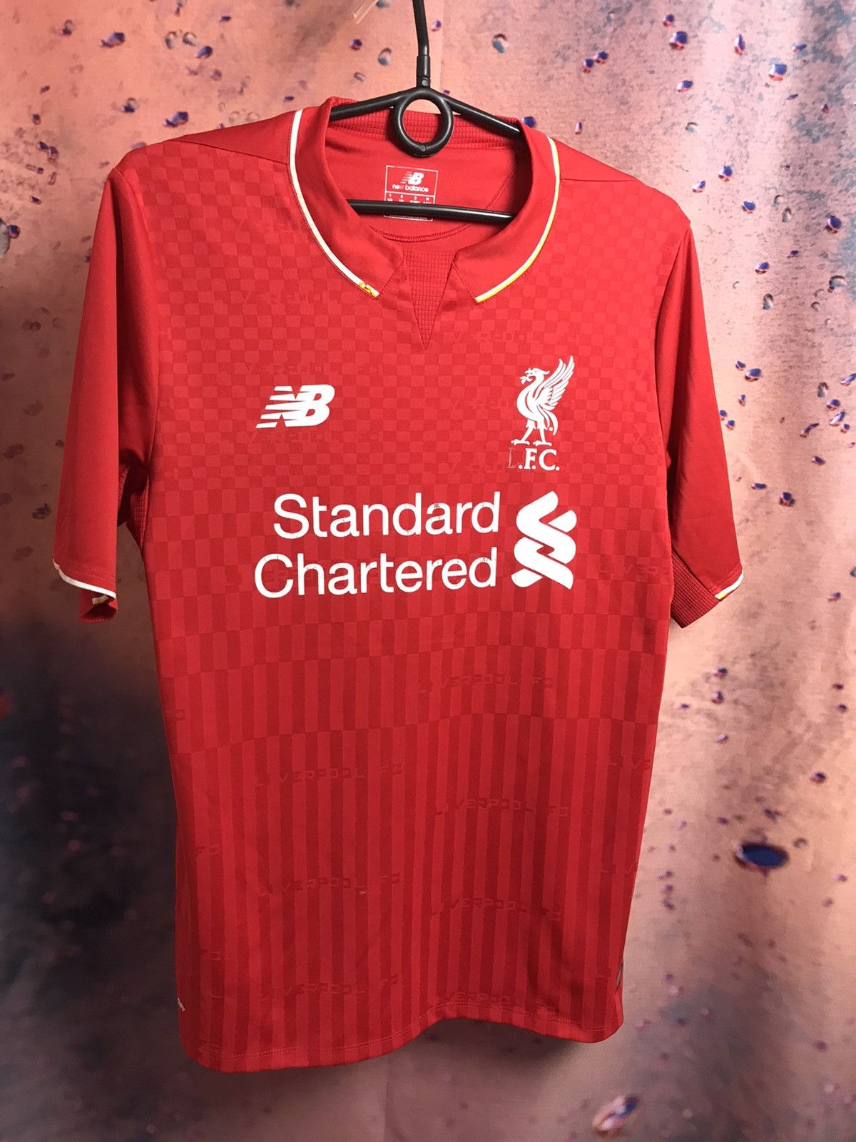 Vintage Liverpool 2015/16 soccer jersey Size US S / EU 44-46 / 1 - 2 Thumbnail