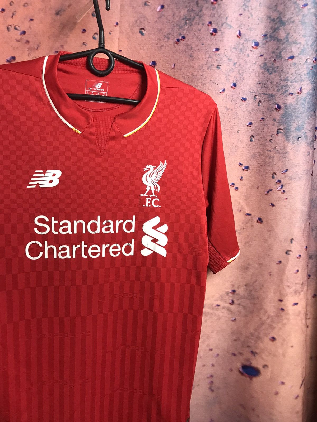Vintage Liverpool 2015/16 soccer jersey Size US S / EU 44-46 / 1 - 1 Thumbnail