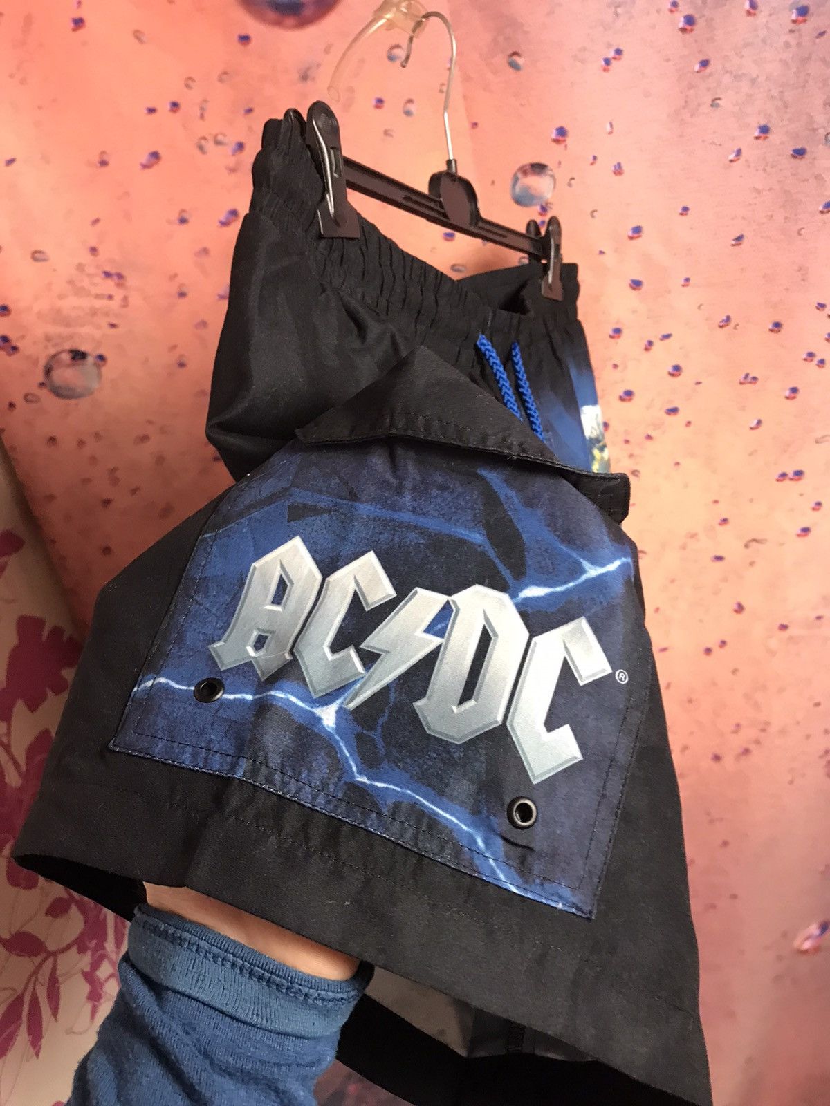 AC/DC × Band Tees × Vintage Vintage Ac Dc band rock shorts Size US 36 / EU 52 - 3 Thumbnail
