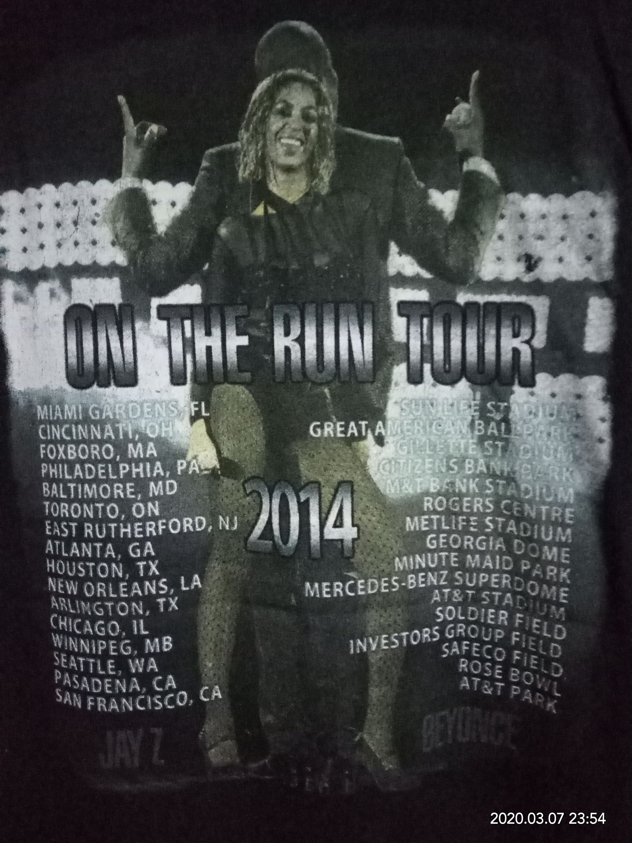 Band Tees On The Run Jay Z x Beyonce Concert tour T shirt Size US M / EU 48-50 / 2 - 7 Thumbnail